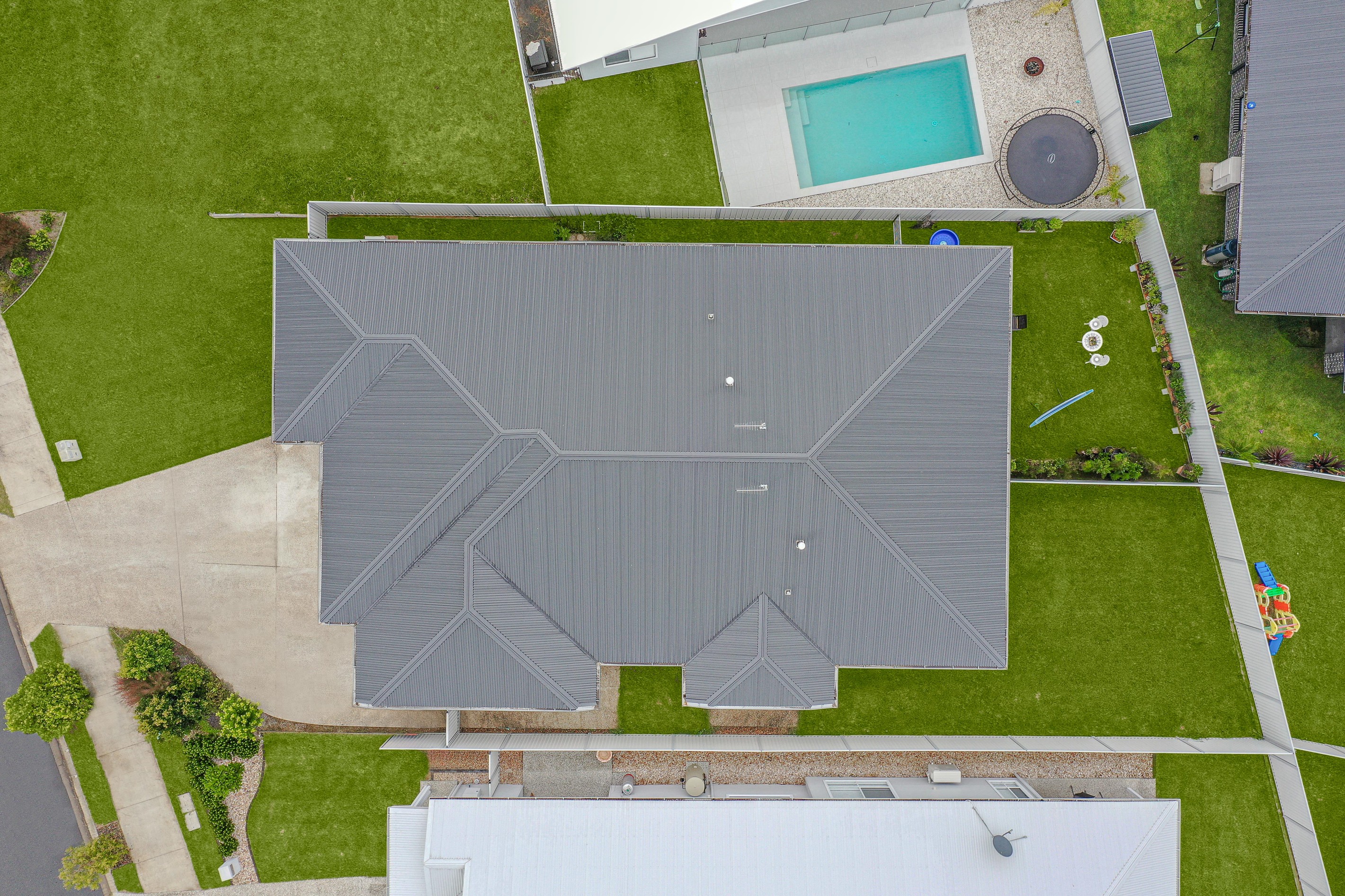 14 Grove Boulevard, Mooloolah Valley, QLD 4553