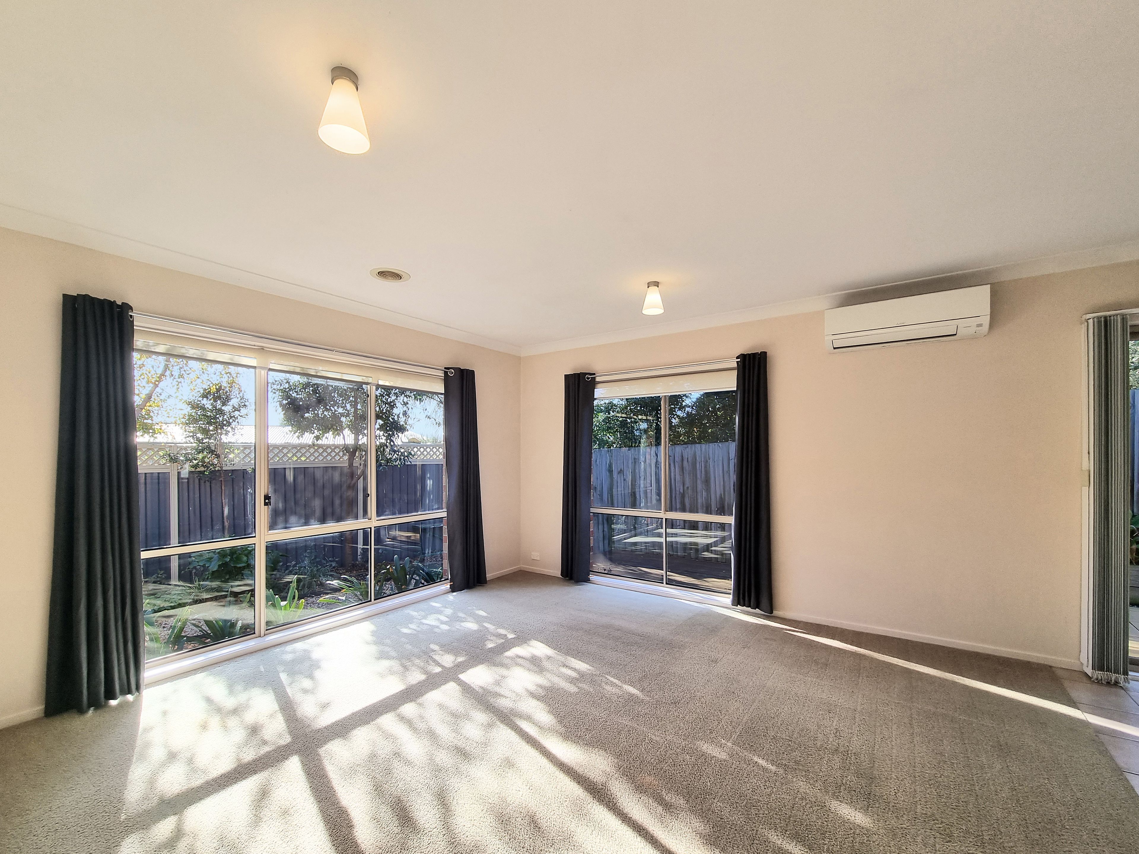 2/9 Resolute Drive, Waurn Ponds, VIC 3216