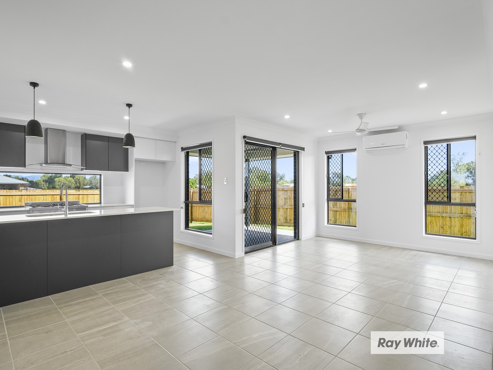 8 Brighton Street, Laidley North, QLD 4341