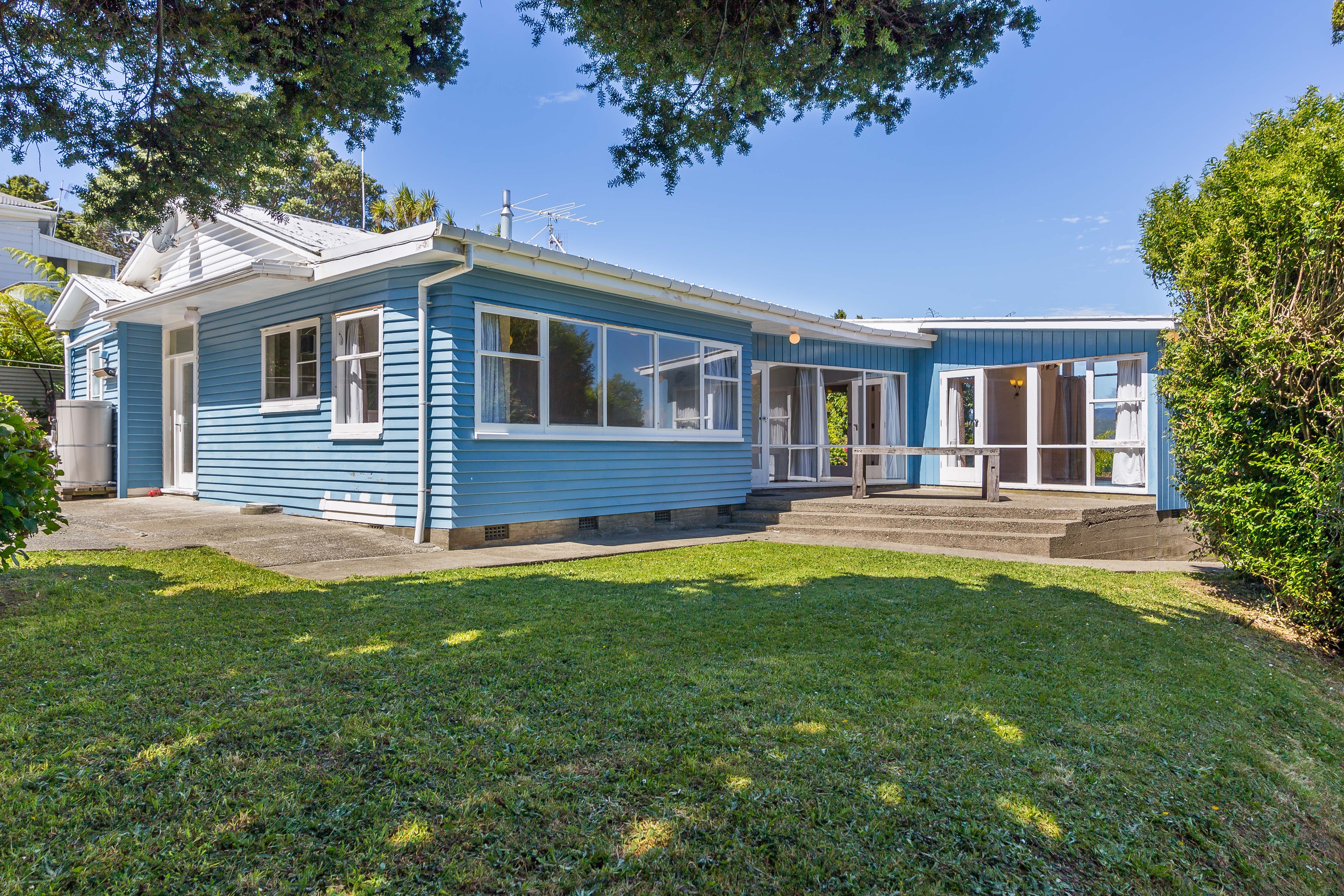 34 Miromiro Road, Normandale, Lower Hutt City