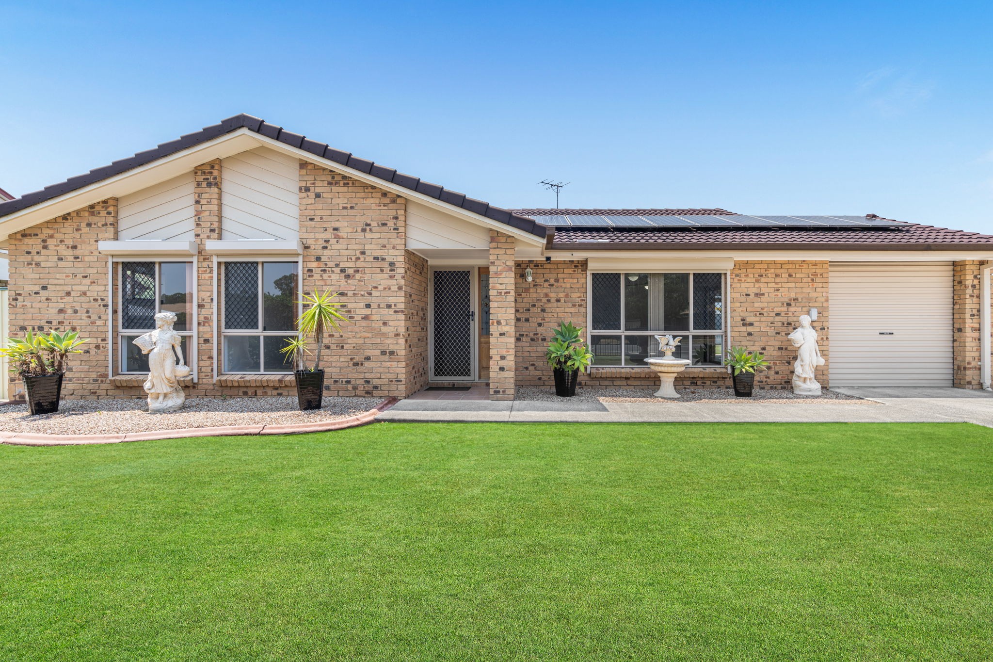 106 Edenlea Drive, Meadowbrook, QLD 4131