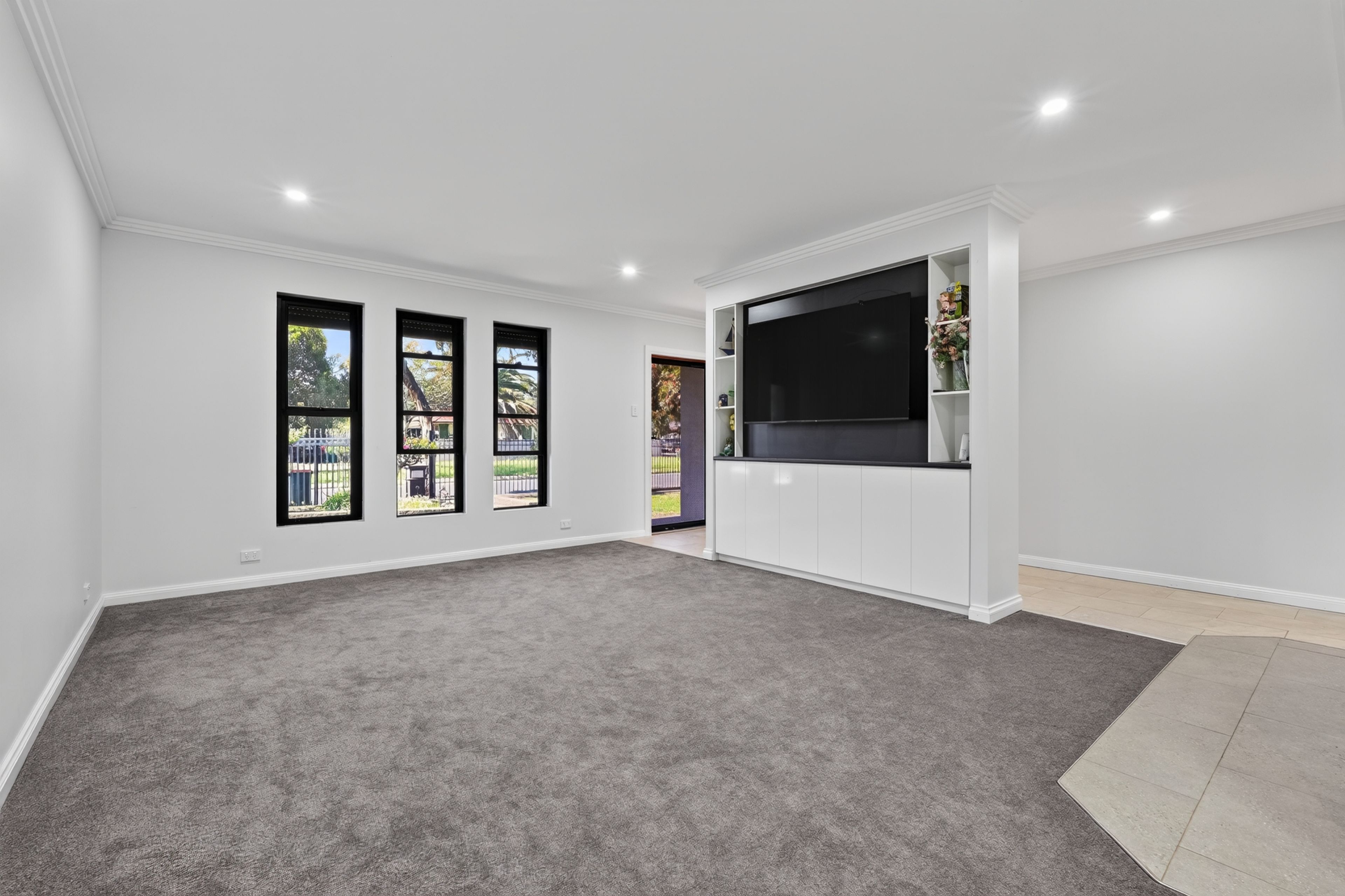 23 Martins Road — photo 4 of 25