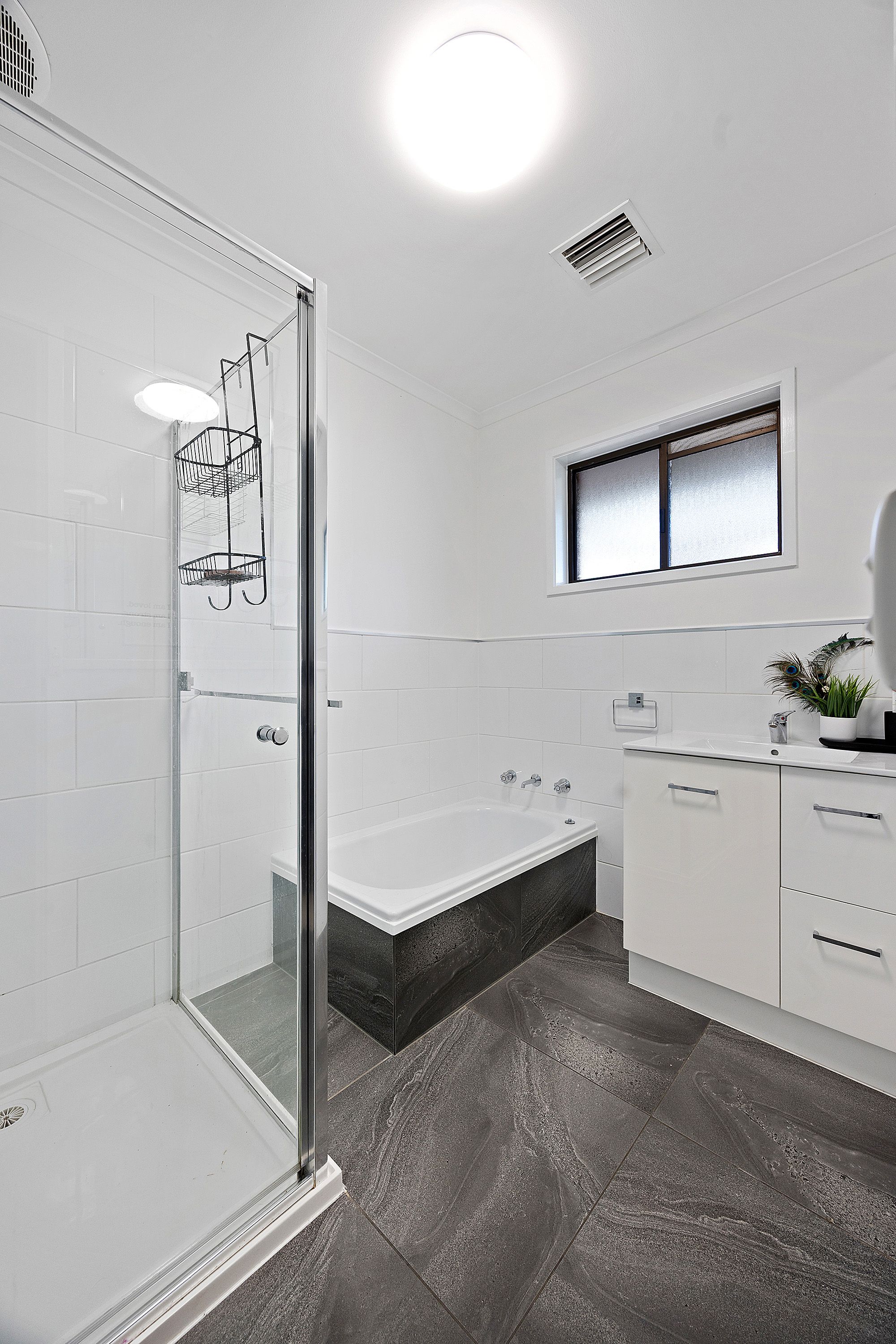 43 Rutley Crescent — photo 3 of 16
