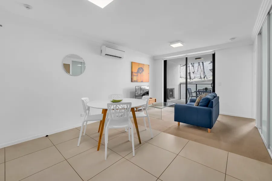 302/14 Merivale Street, South Brisbane
