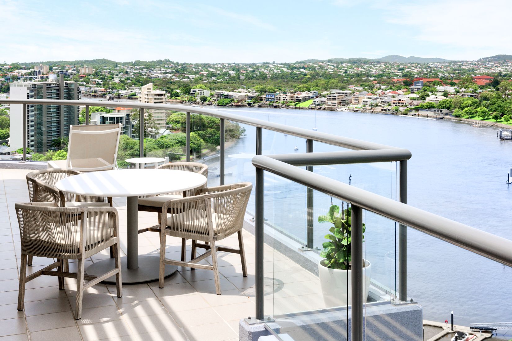 30 O'Connell Street, Kangaroo Point QLD 4169