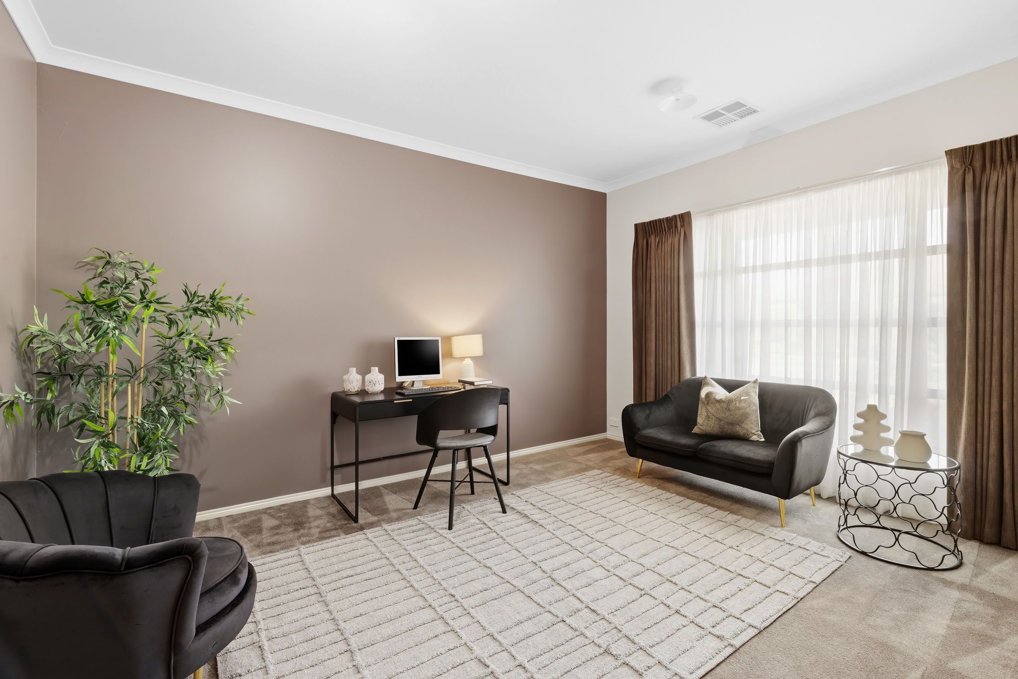 8 Abercrombie Grove, Epping, VIC 3076