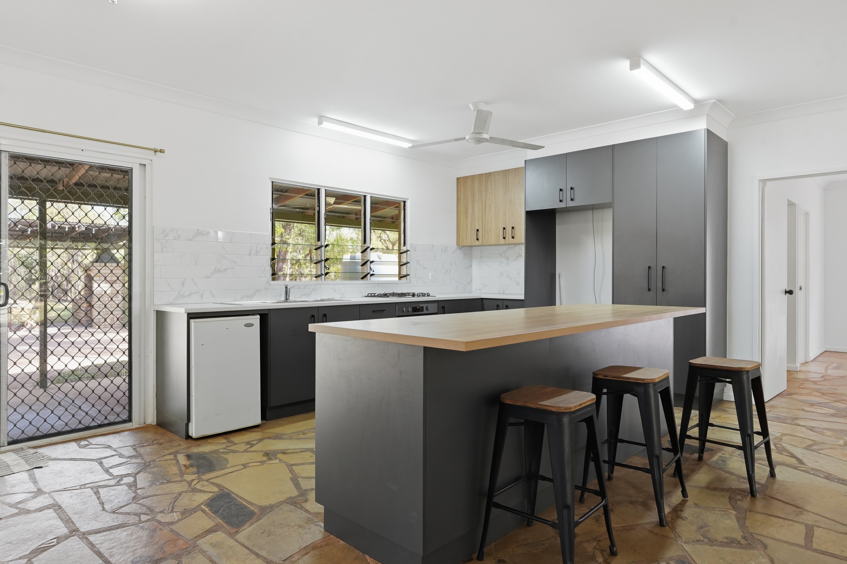 15 Wheewall Road, Livingstone, NT 0822