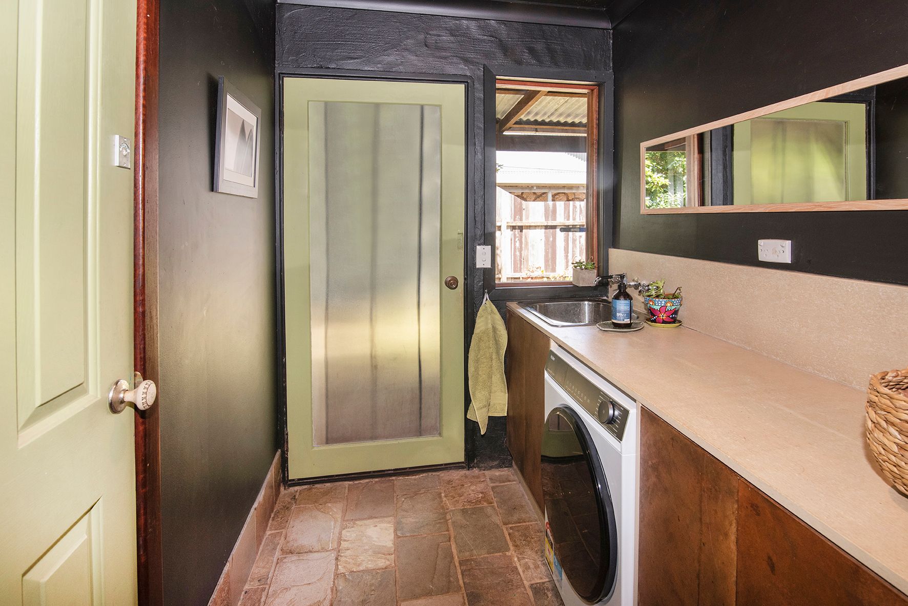 1 Elizabeth Street — photo 17 of 22