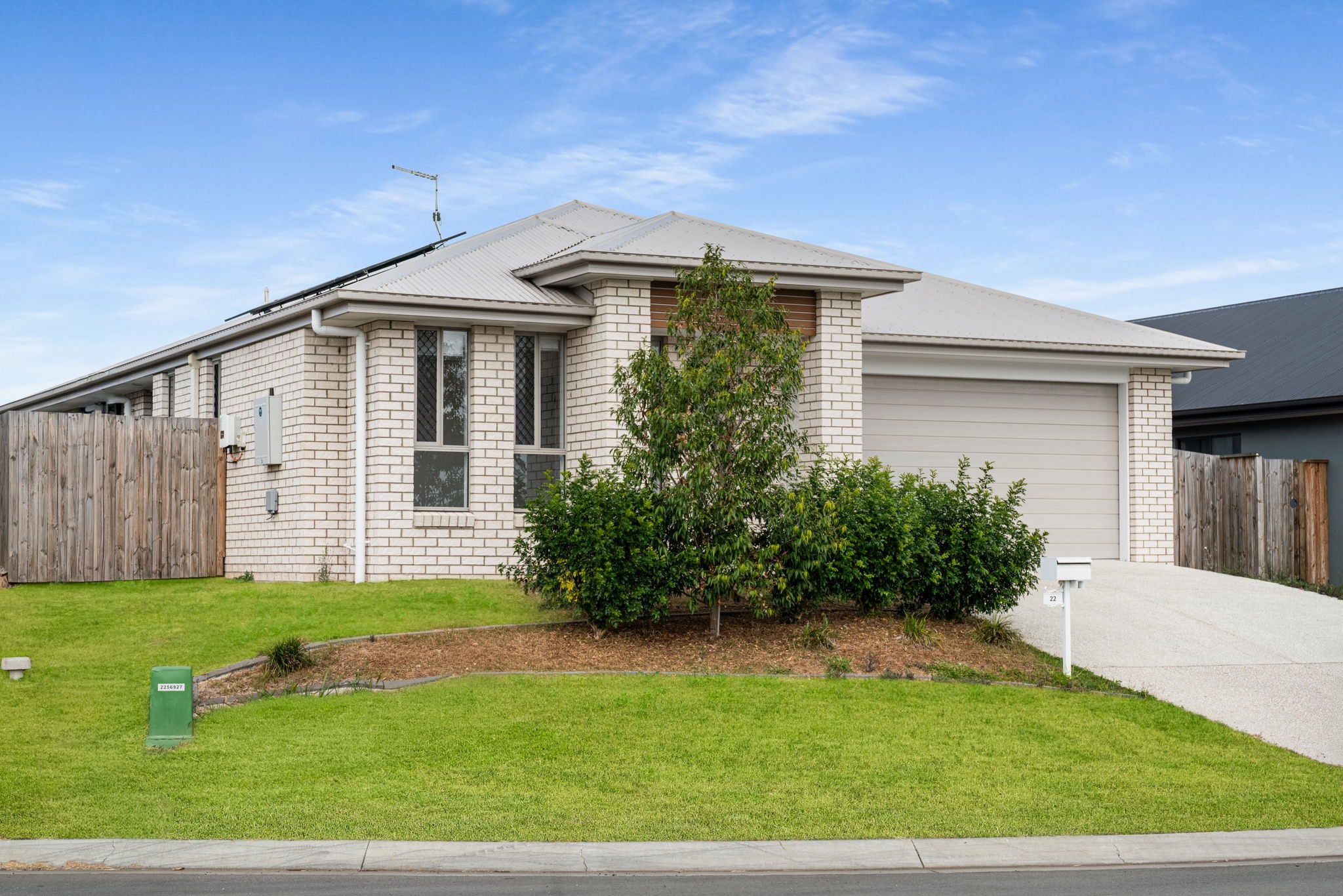 22 Alexander Place, Gleneagle, QLD 4285