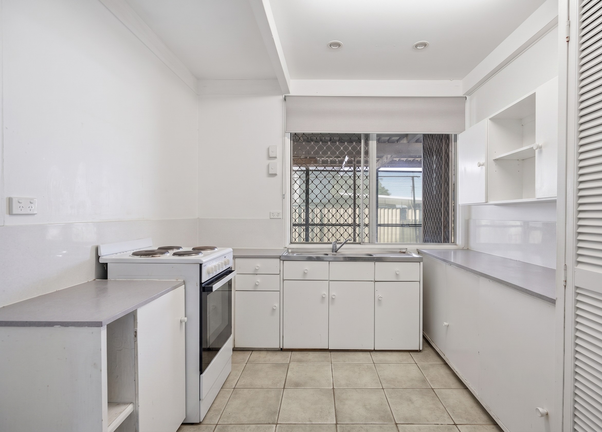11 Curry Street, Logan Central, QLD 4114