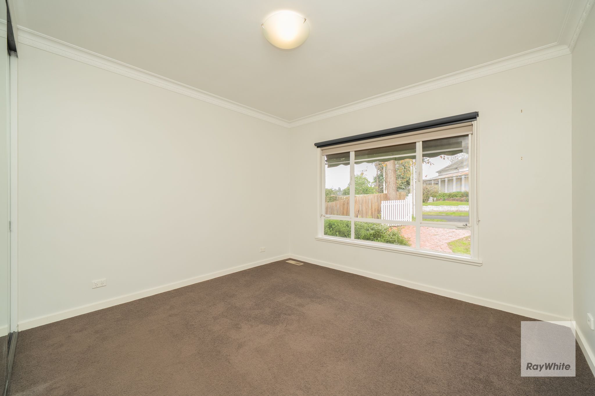 5 Amberley Court — photo 7 of 18