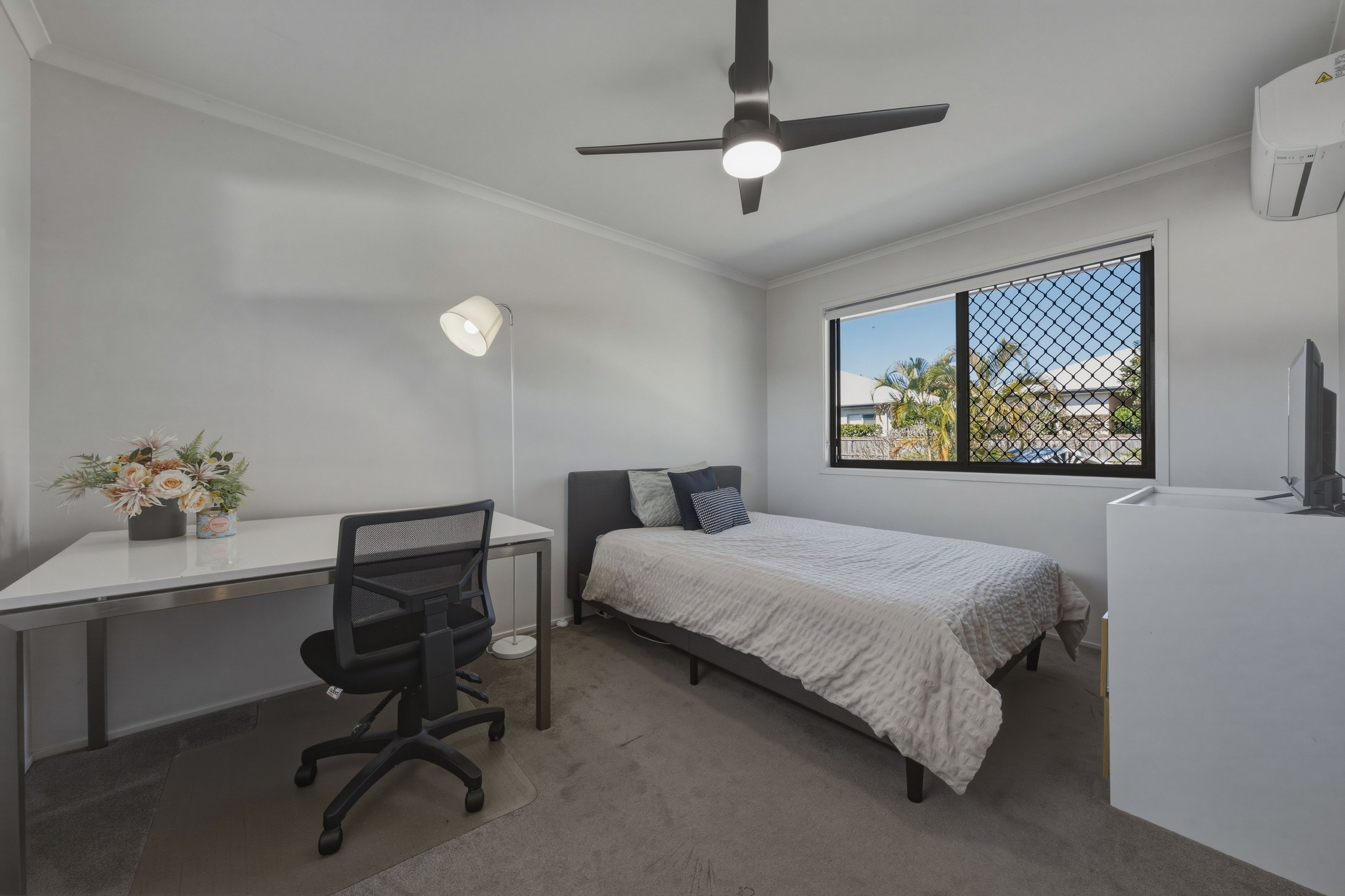 30 Sinatra Crescent — photo 15 of 30