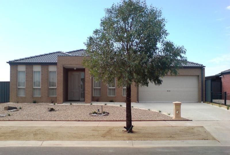 16 Waldburg Grove, Tarneit, VIC 3029
