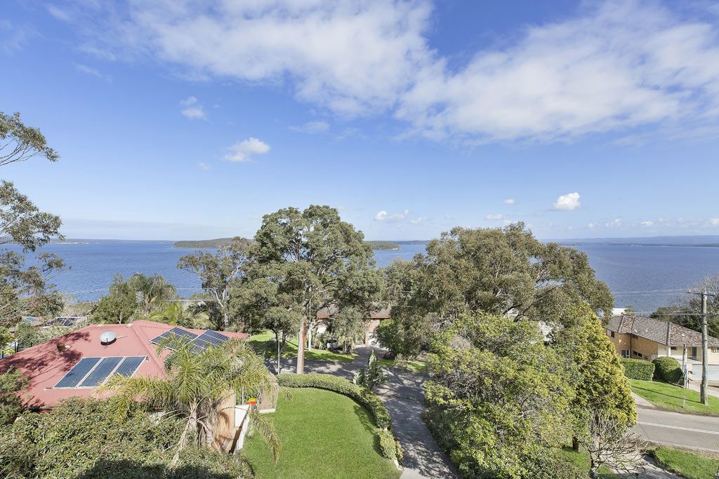 291 Dobell Drive, Wangi Wangi, NSW 2267