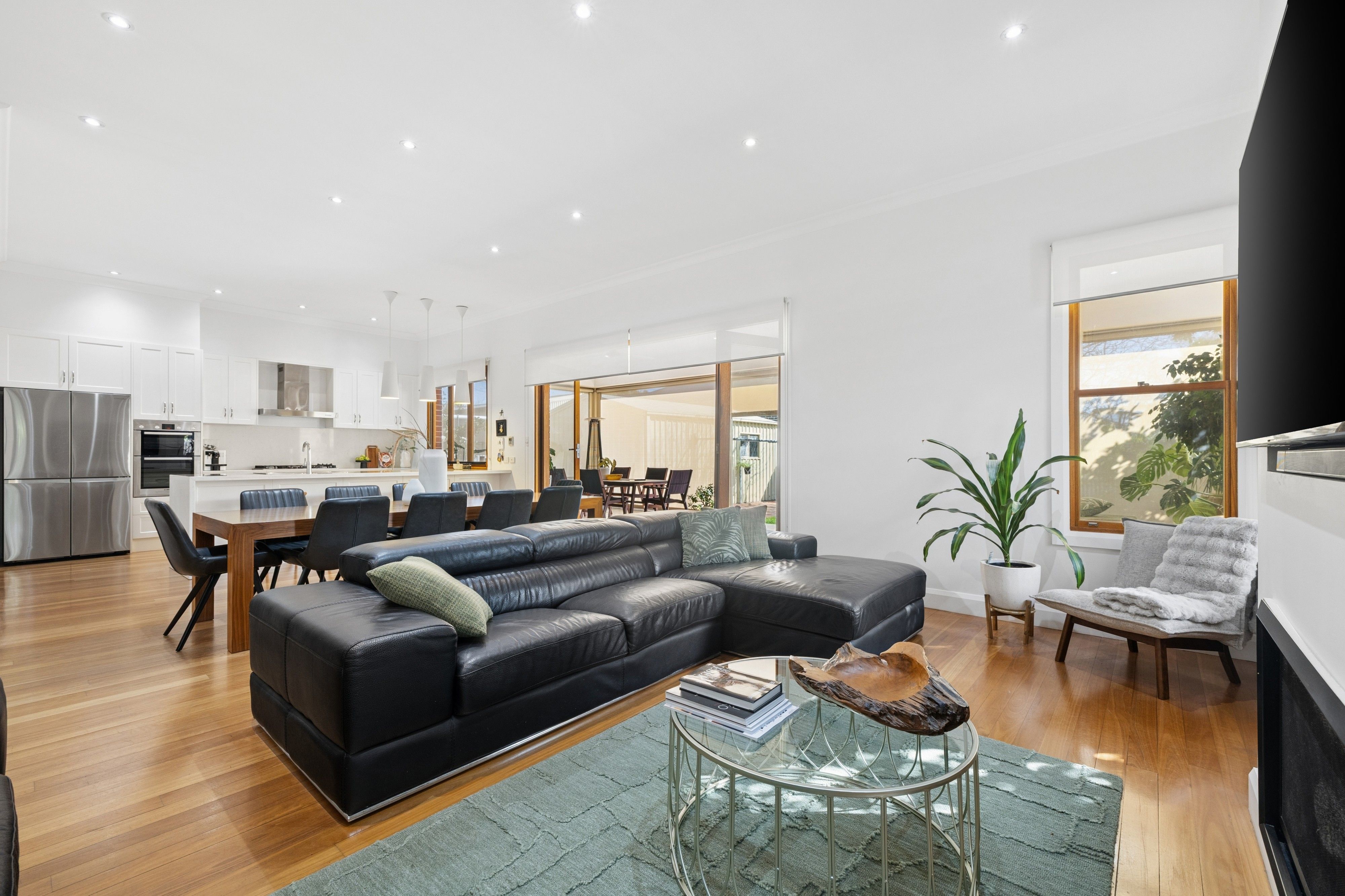 11 Brougham Place — photo 6 of 30