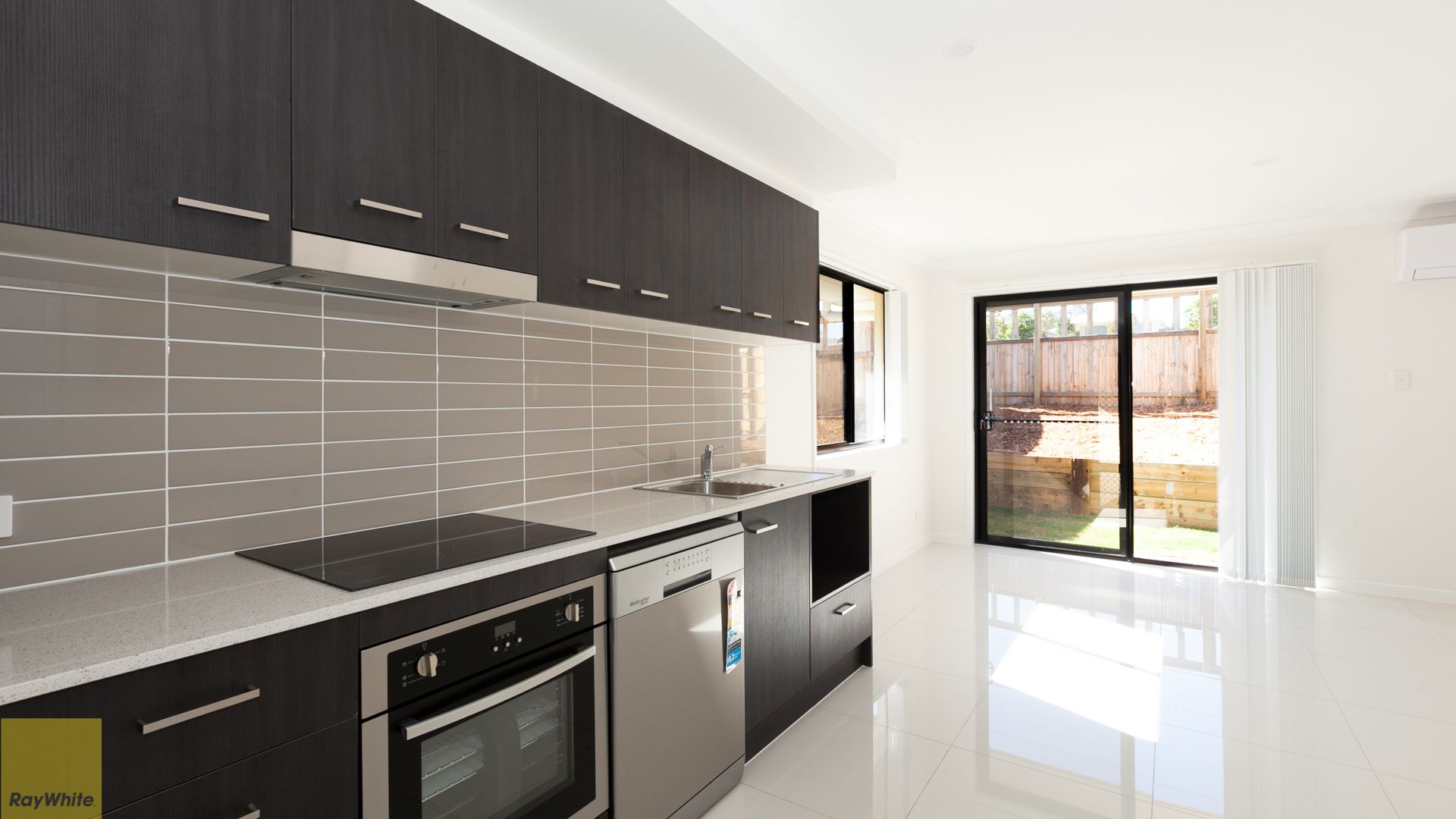 2/43 Arburry Crescent, Brassall, QLD 4305