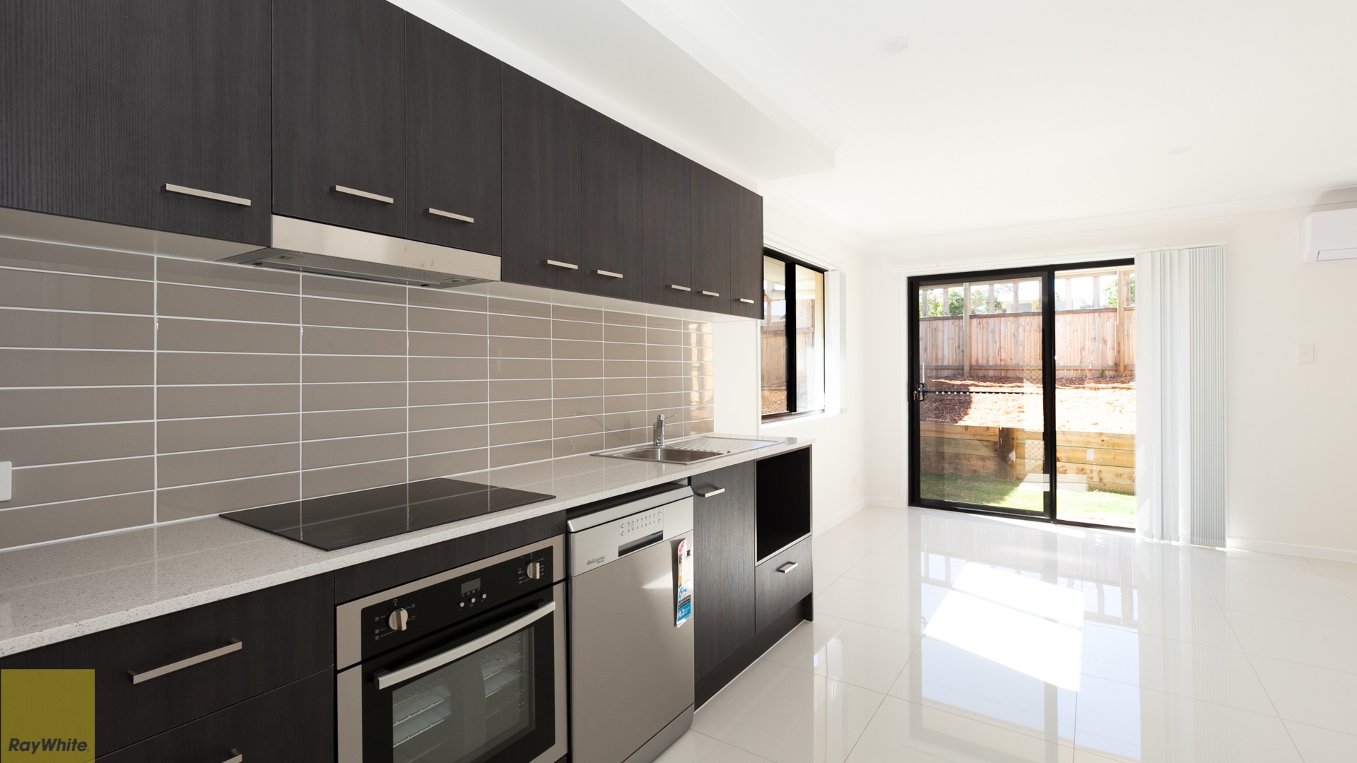2/43 Arburry Crescent, Brassall, QLD 4305