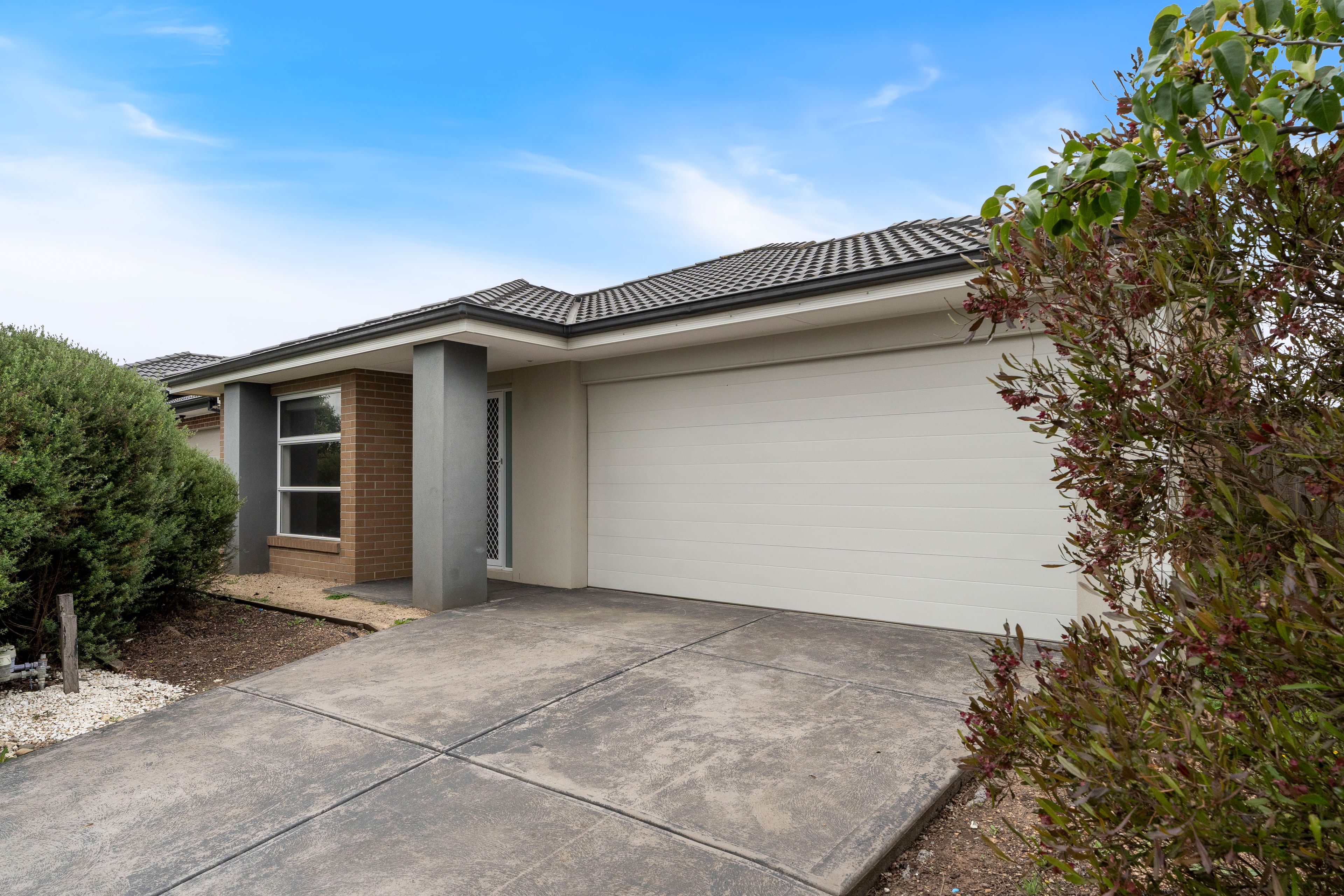 14 Scandia Drive, Mickleham, VIC 3064