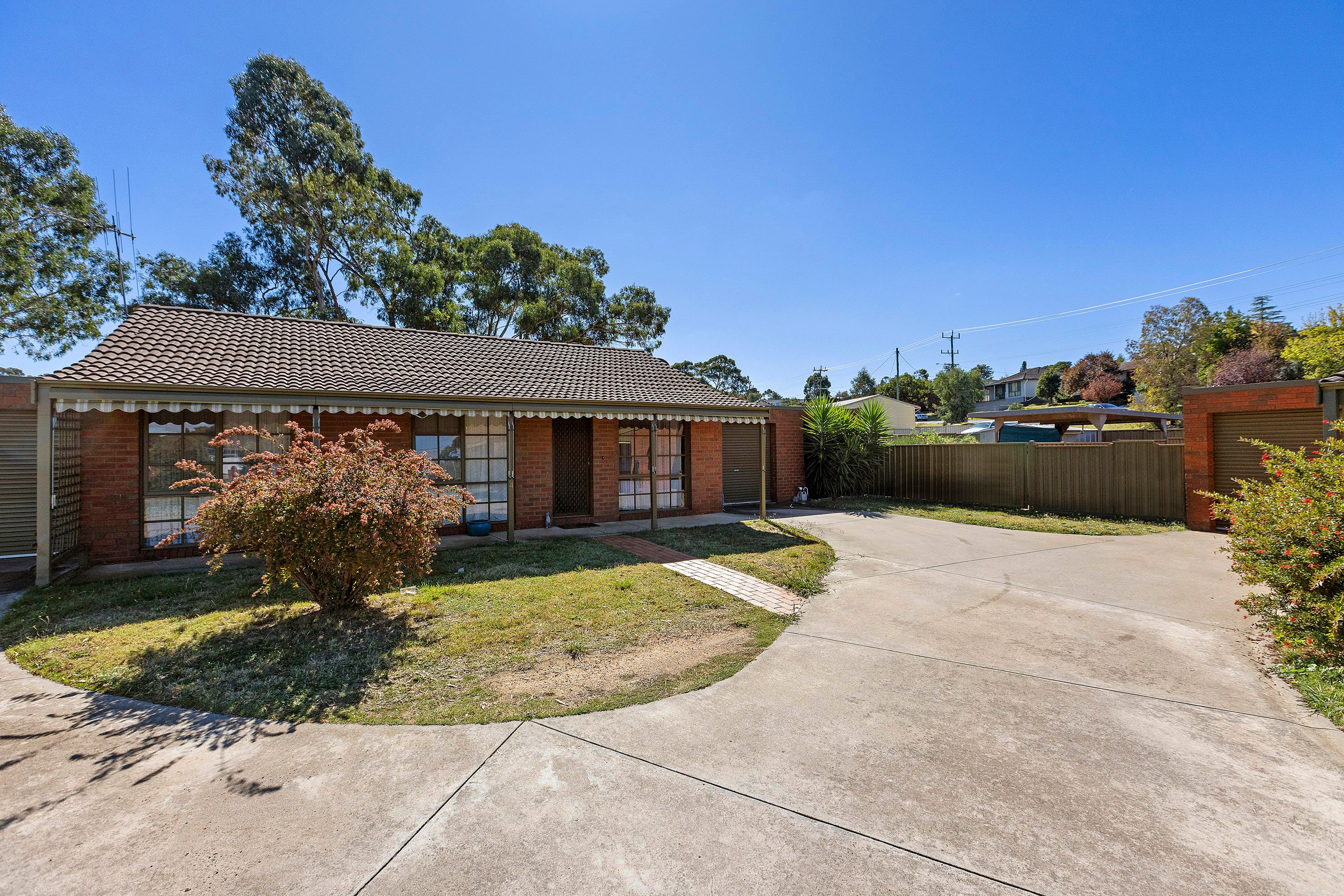 2-4 Kirby Street, Golden Square VIC 3555
