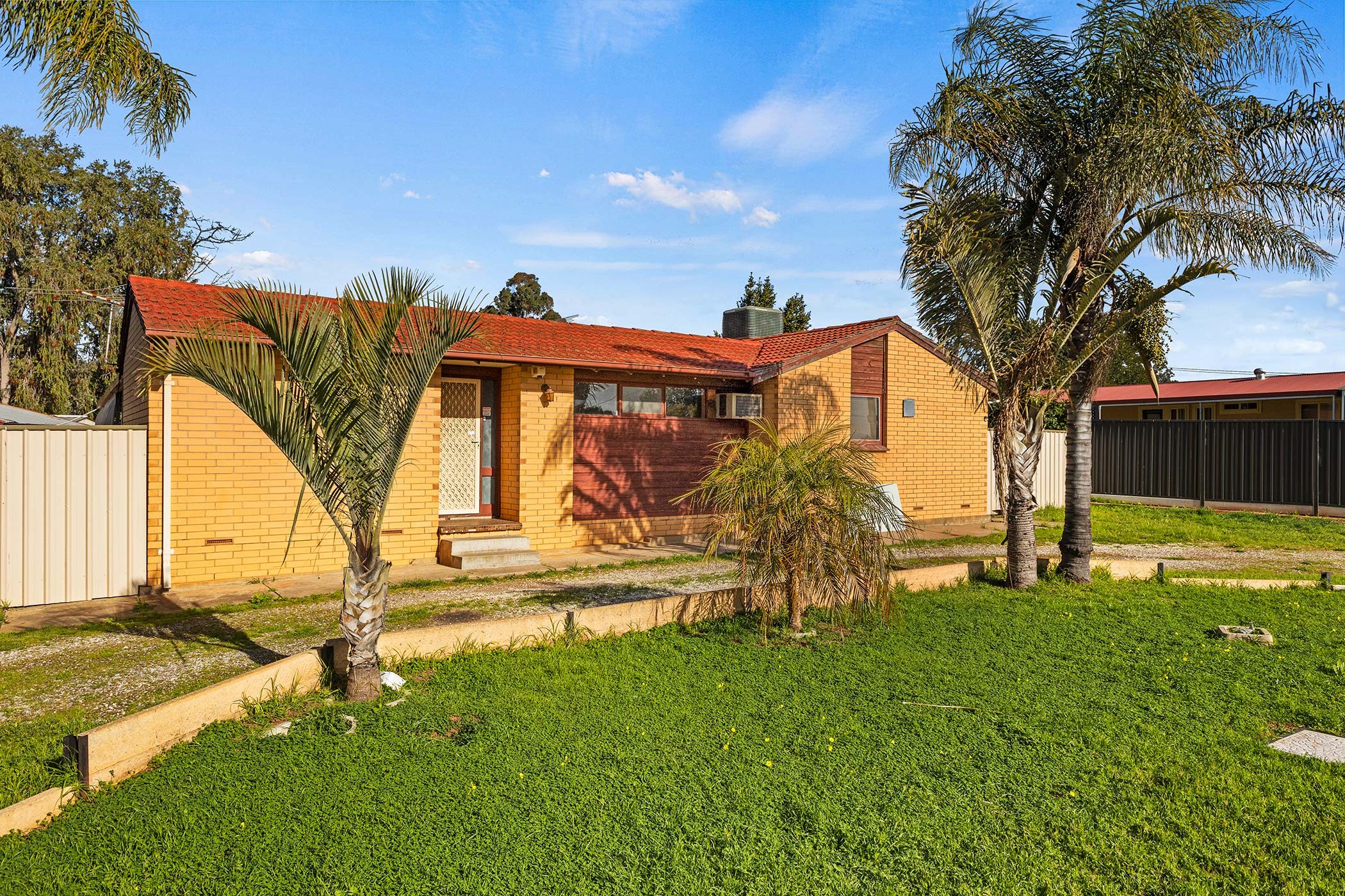 35 Edward Crescent, Evanston Park, SA 5116
