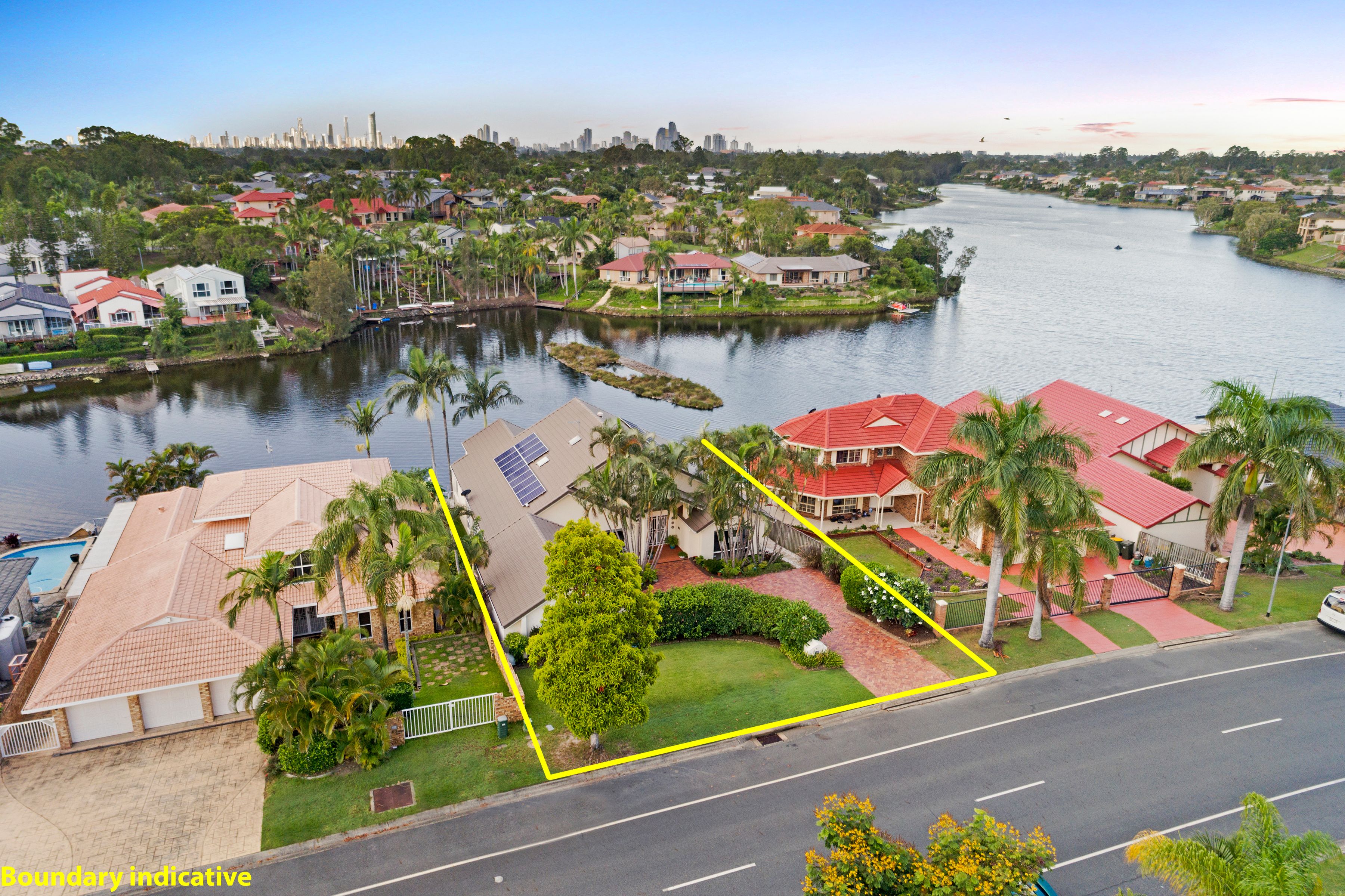 61 Tullamarine Drive, Robina, QLD 4226