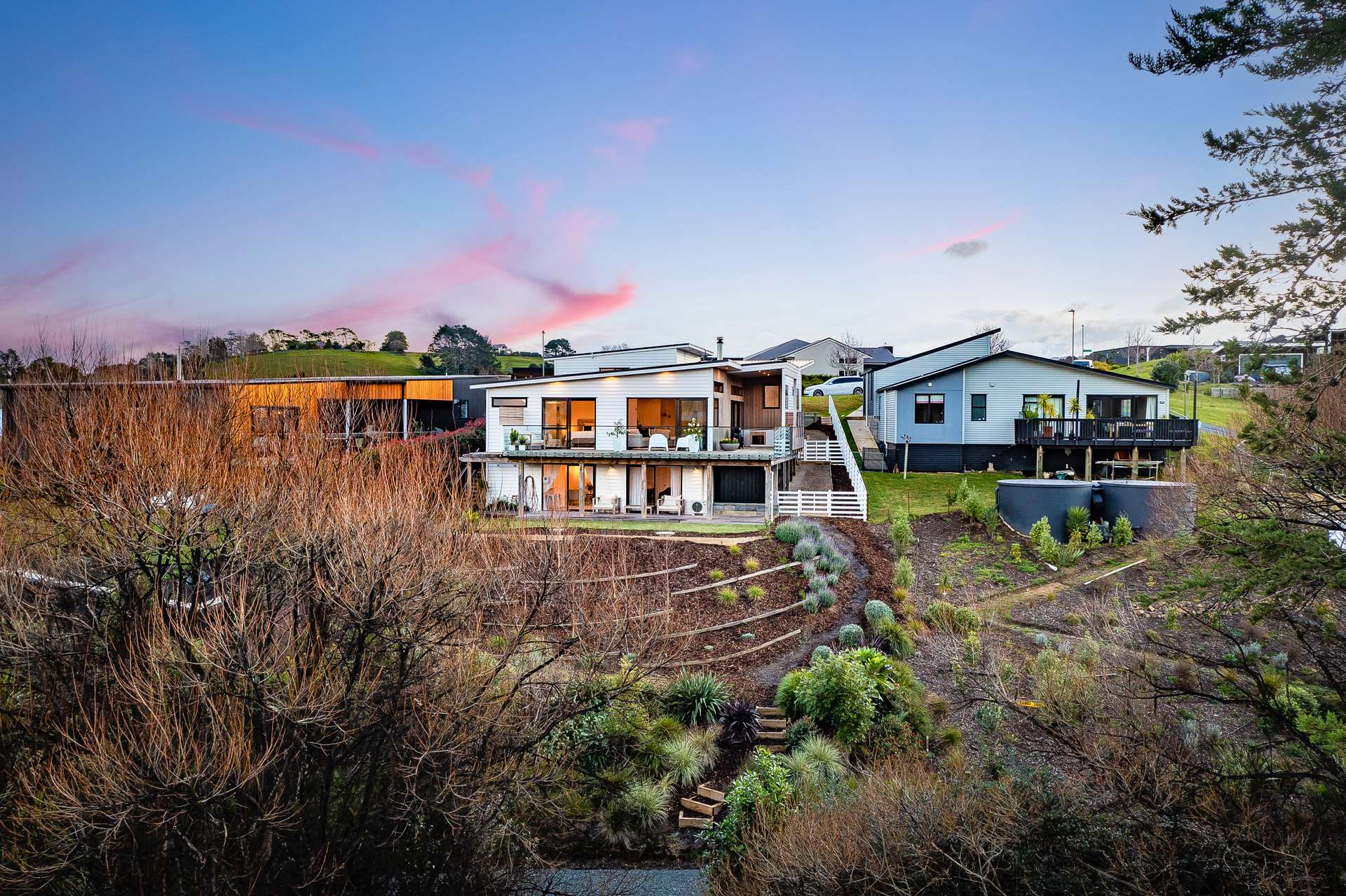 33 Laly Haddon Place photo 0