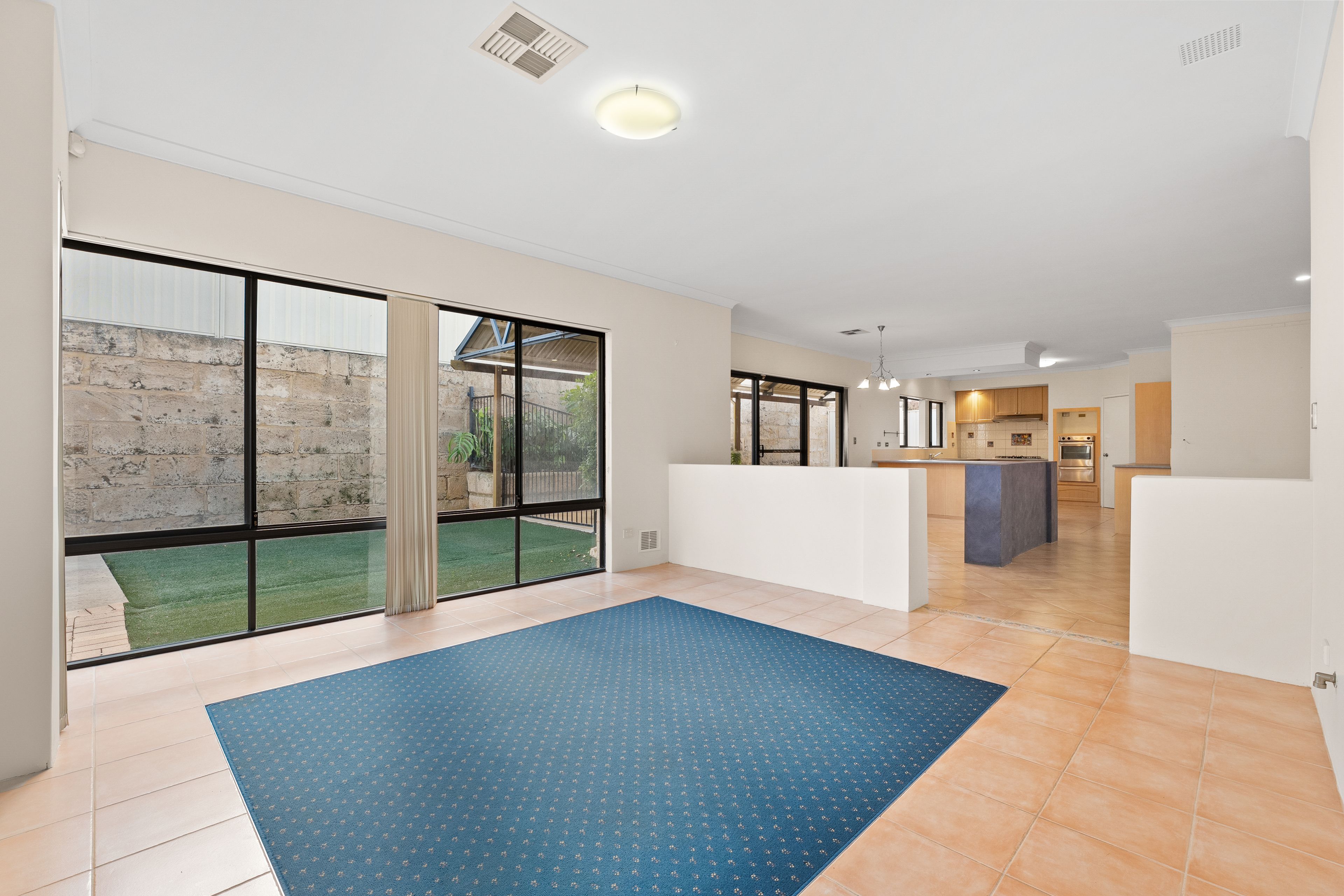 1 Rixom Vista — photo 3 of 30