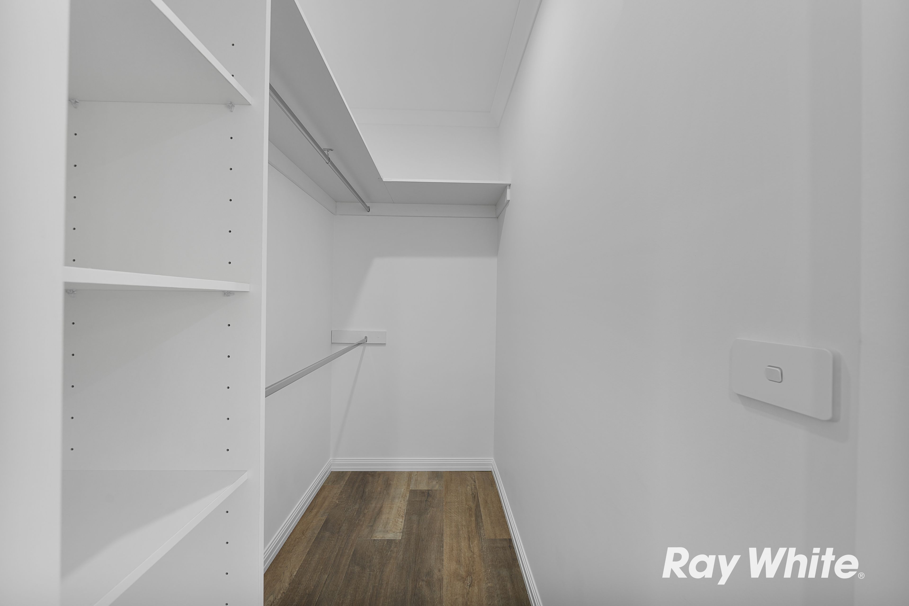 15 Kilarnie Boulevard — photo 14 of 26