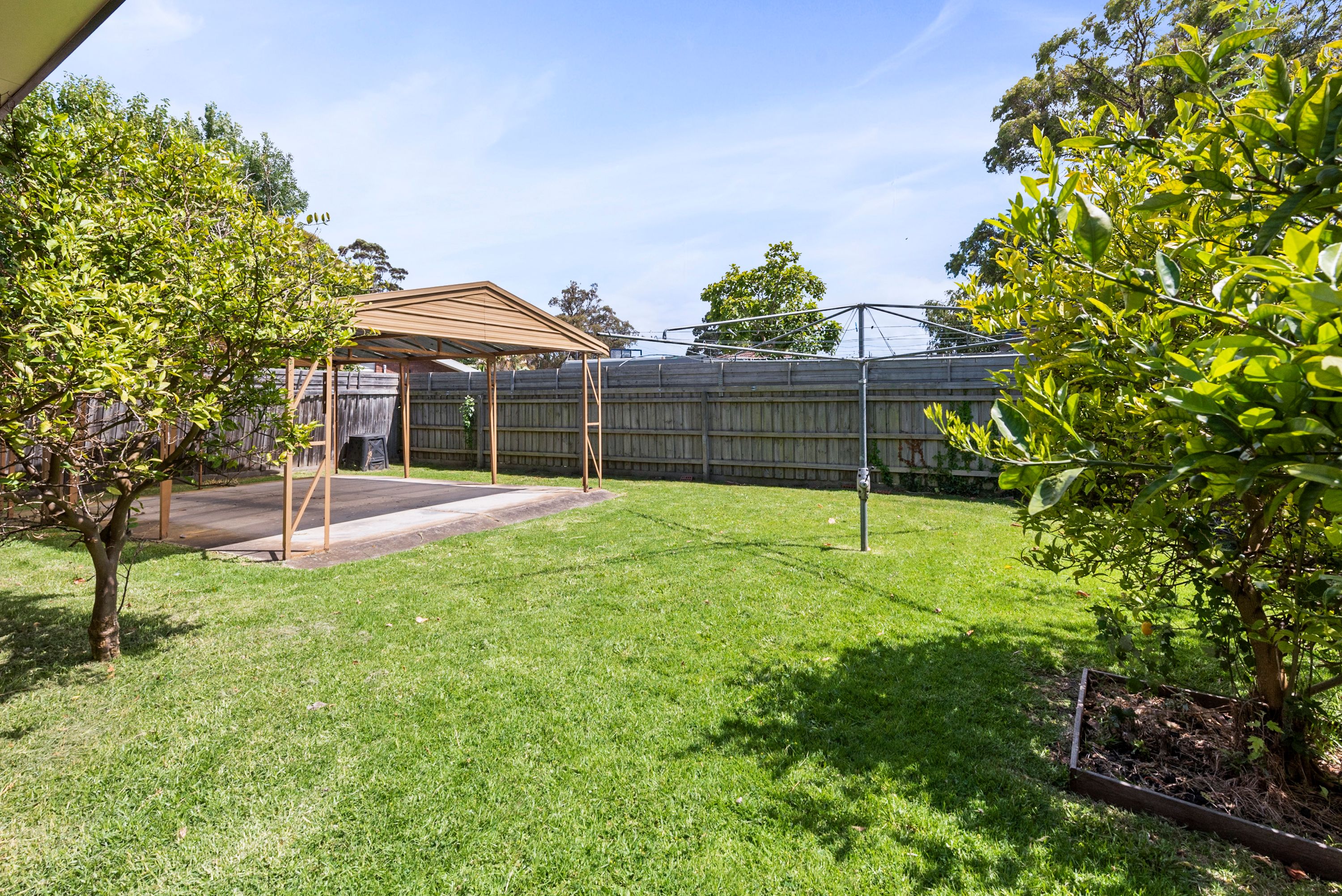 8 Carcoola Court — photo 6 of 9