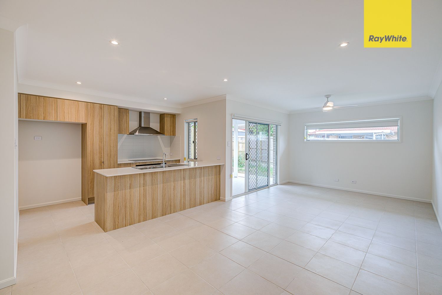 16 Elm Avenue, Woodridge, QLD 4114