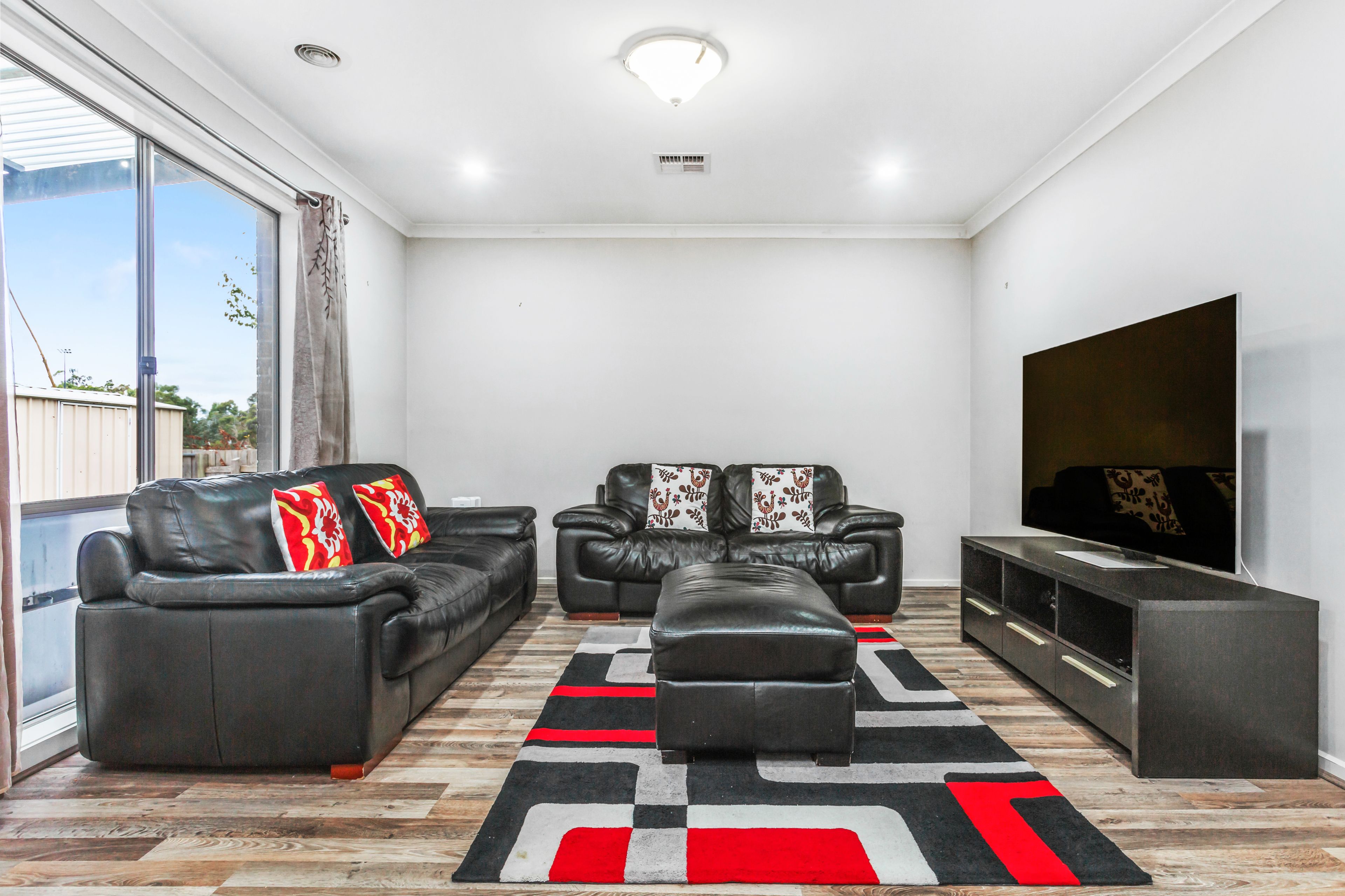 25 Surrey Road West, Croydon, VIC 3136