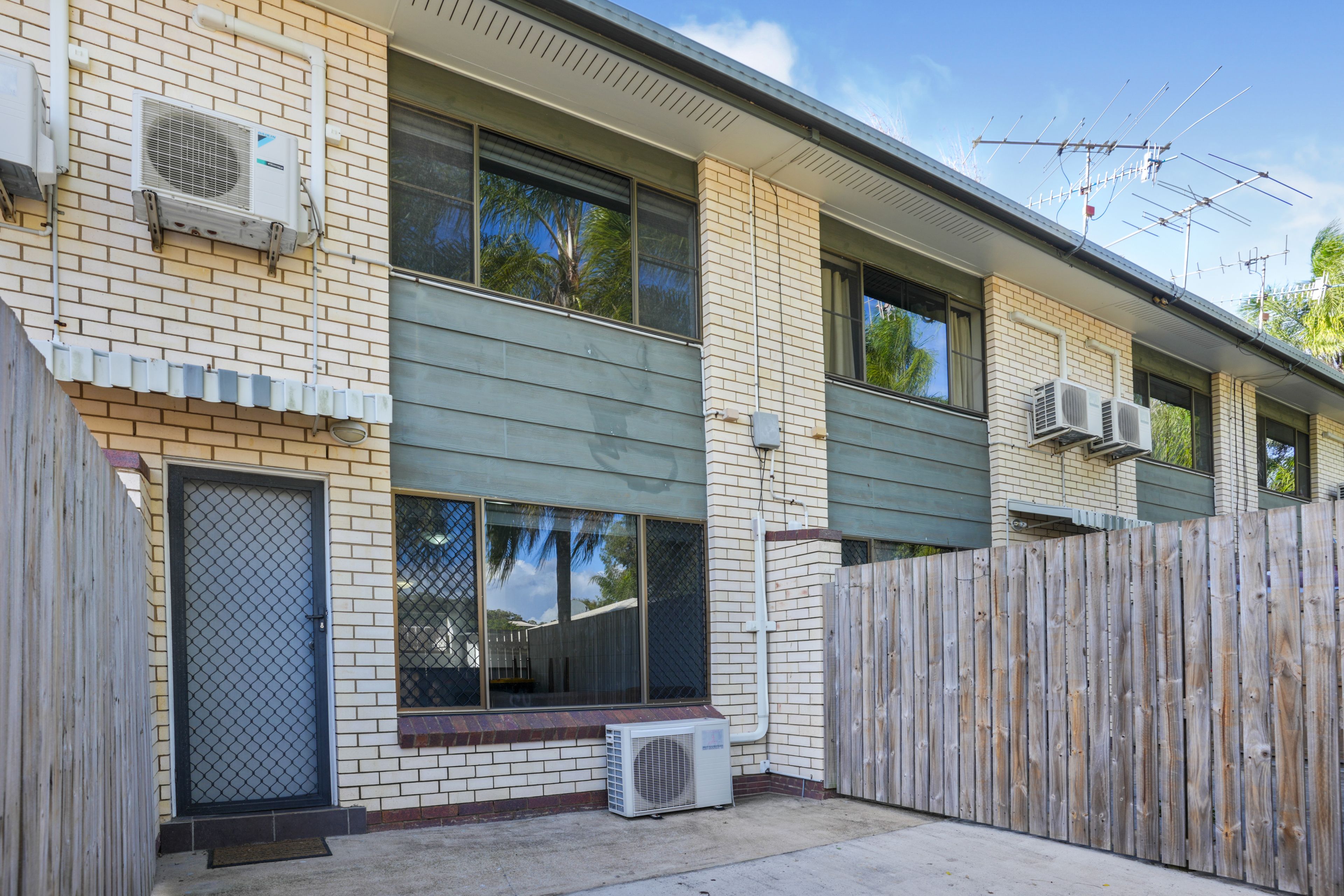 2/68 Ann Street, South Gladstone, QLD 4680