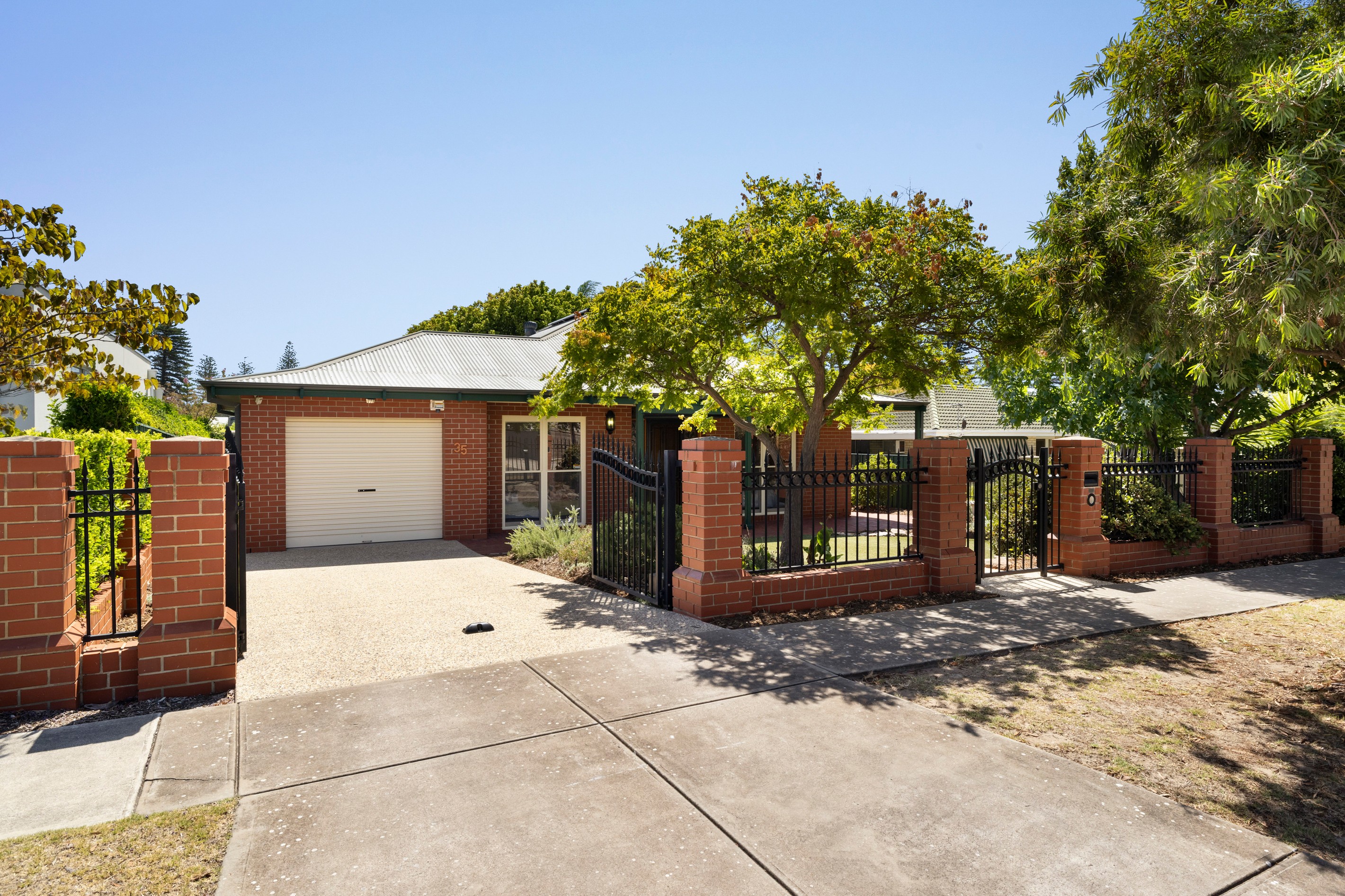 35 Swan Street, Grange, SA 5022