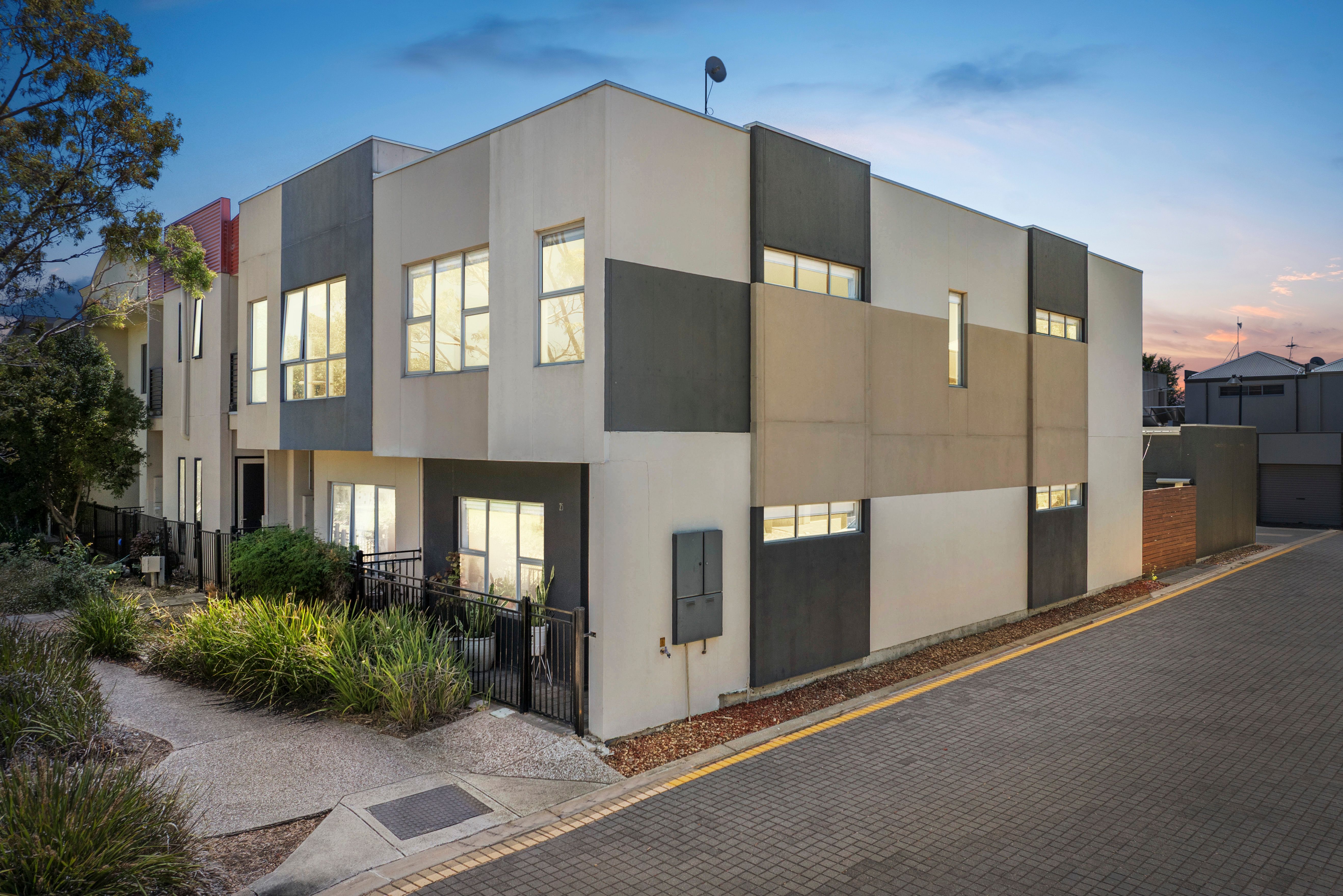 25 Hope Lane, Mawson Lakes SA 5095