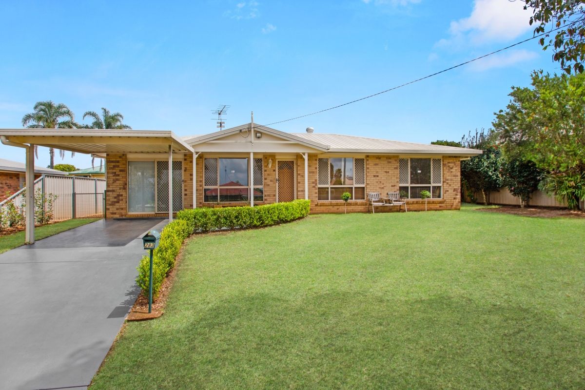 283 Greenwattle Street, Cranley QLD 4350