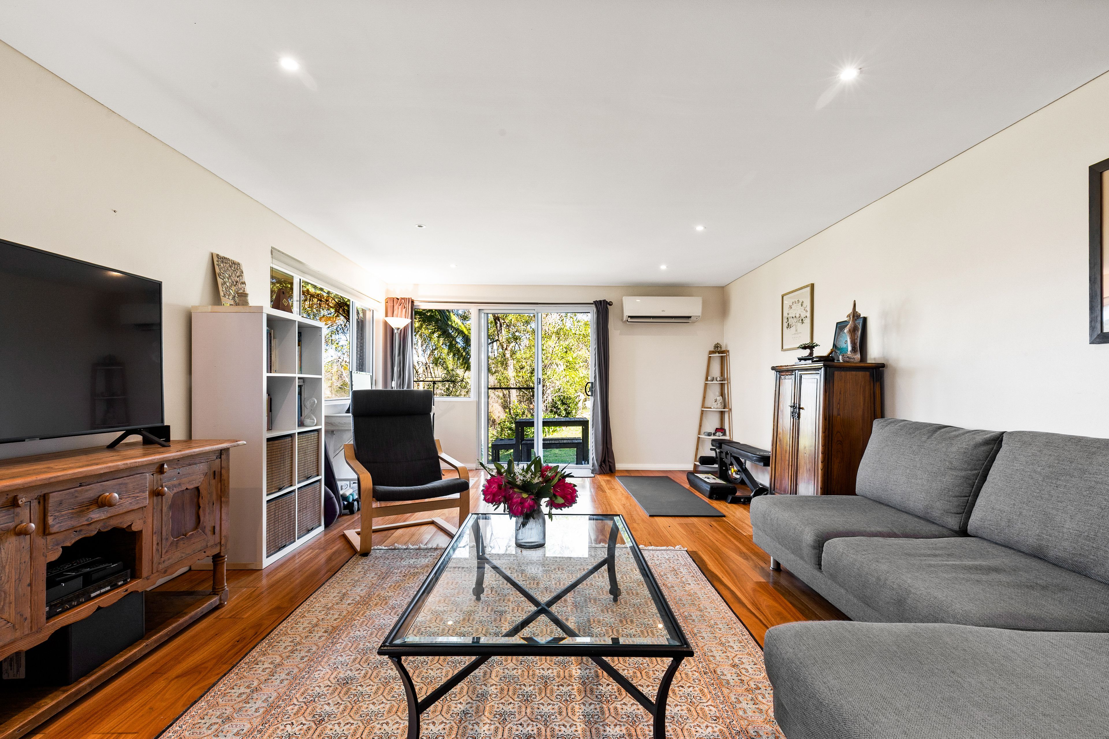 1 Lawrence Street — photo 11 of 18