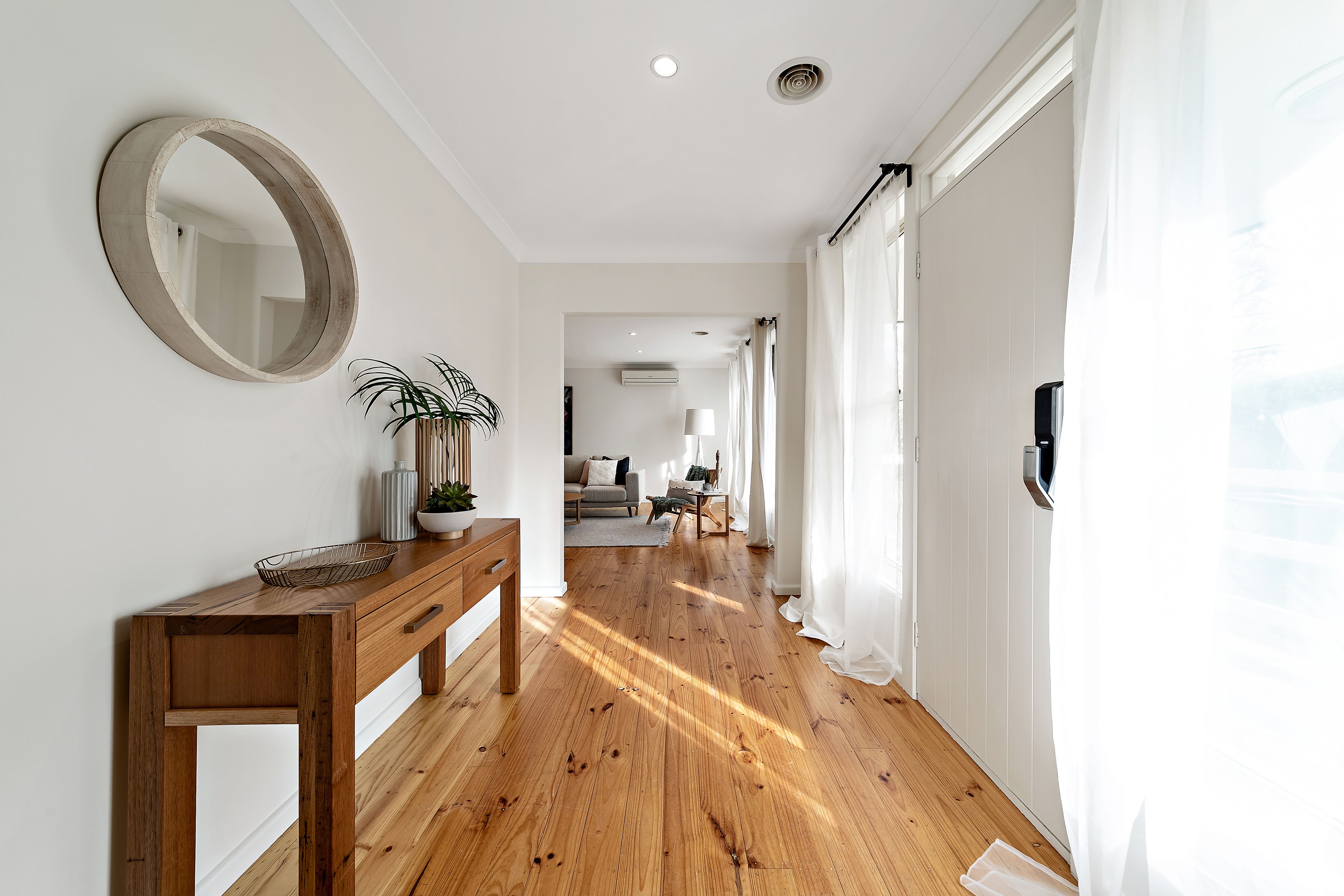 13 Arunta Street, Narrabundah, ACT 2604