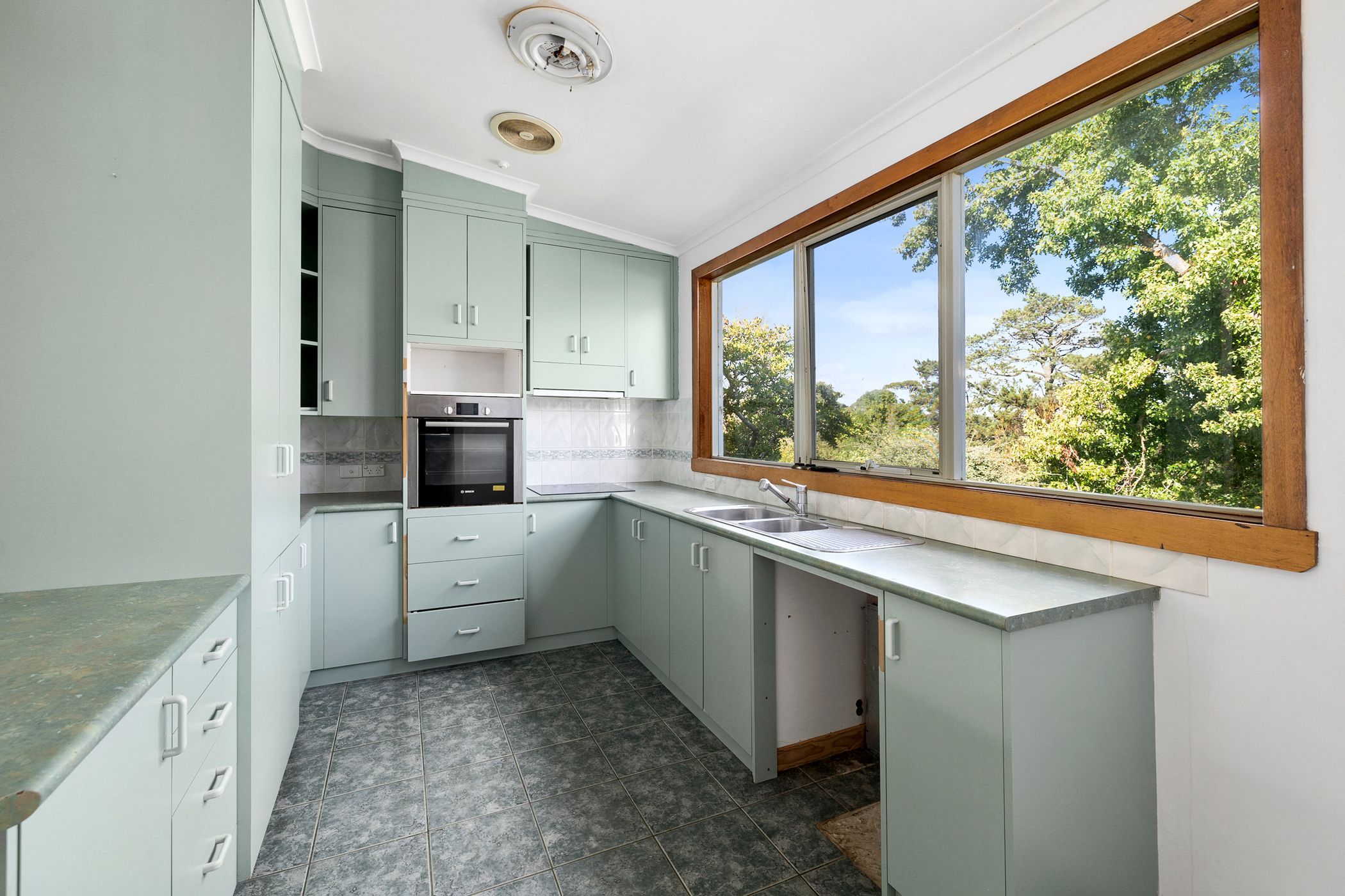 14 Hillcrest Road, Nerrina, VIC 3350