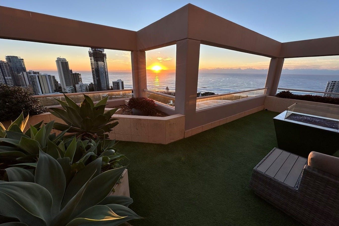 124/12 Commodore Drive, Surfers Paradise, QLD 4217