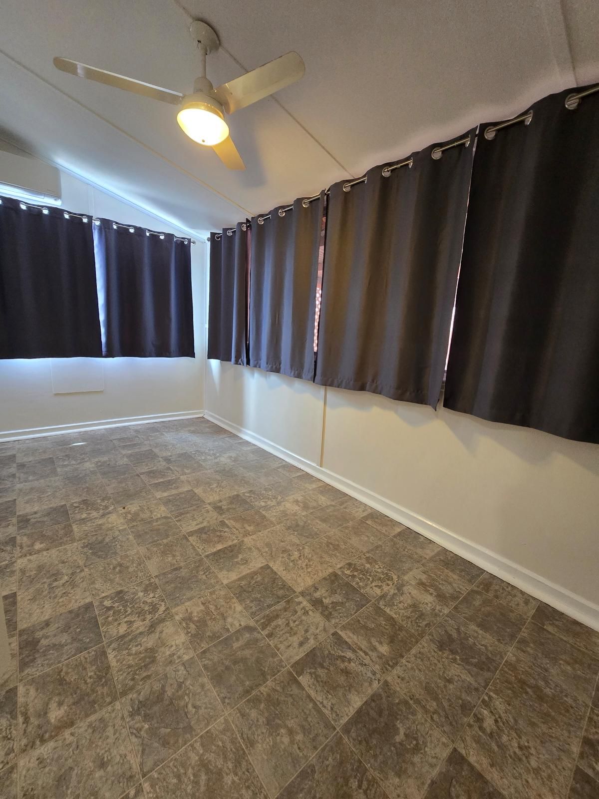 13 Mcleod Street — photo 10 of 16
