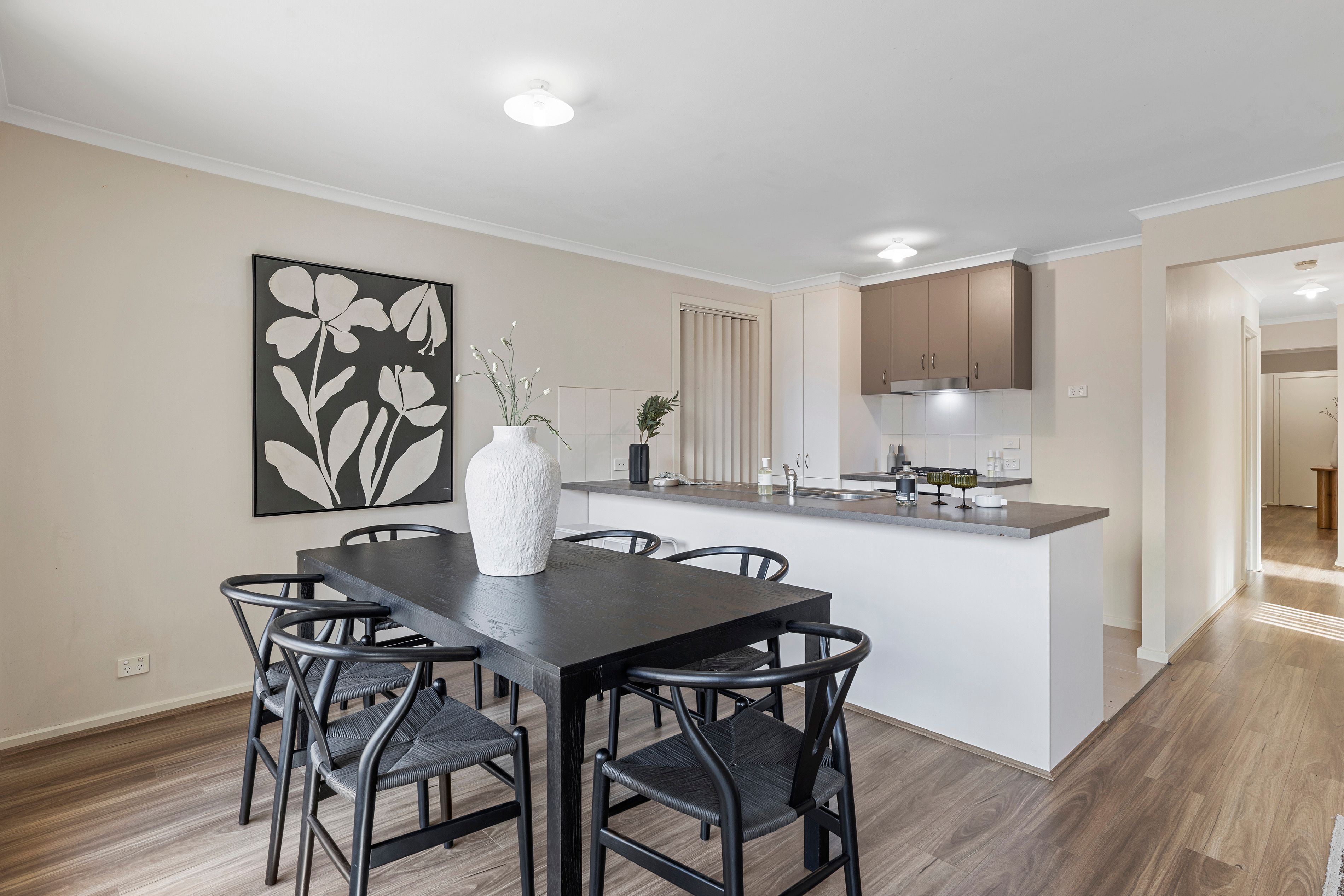 10 Burra Street — photo 4 of 16
