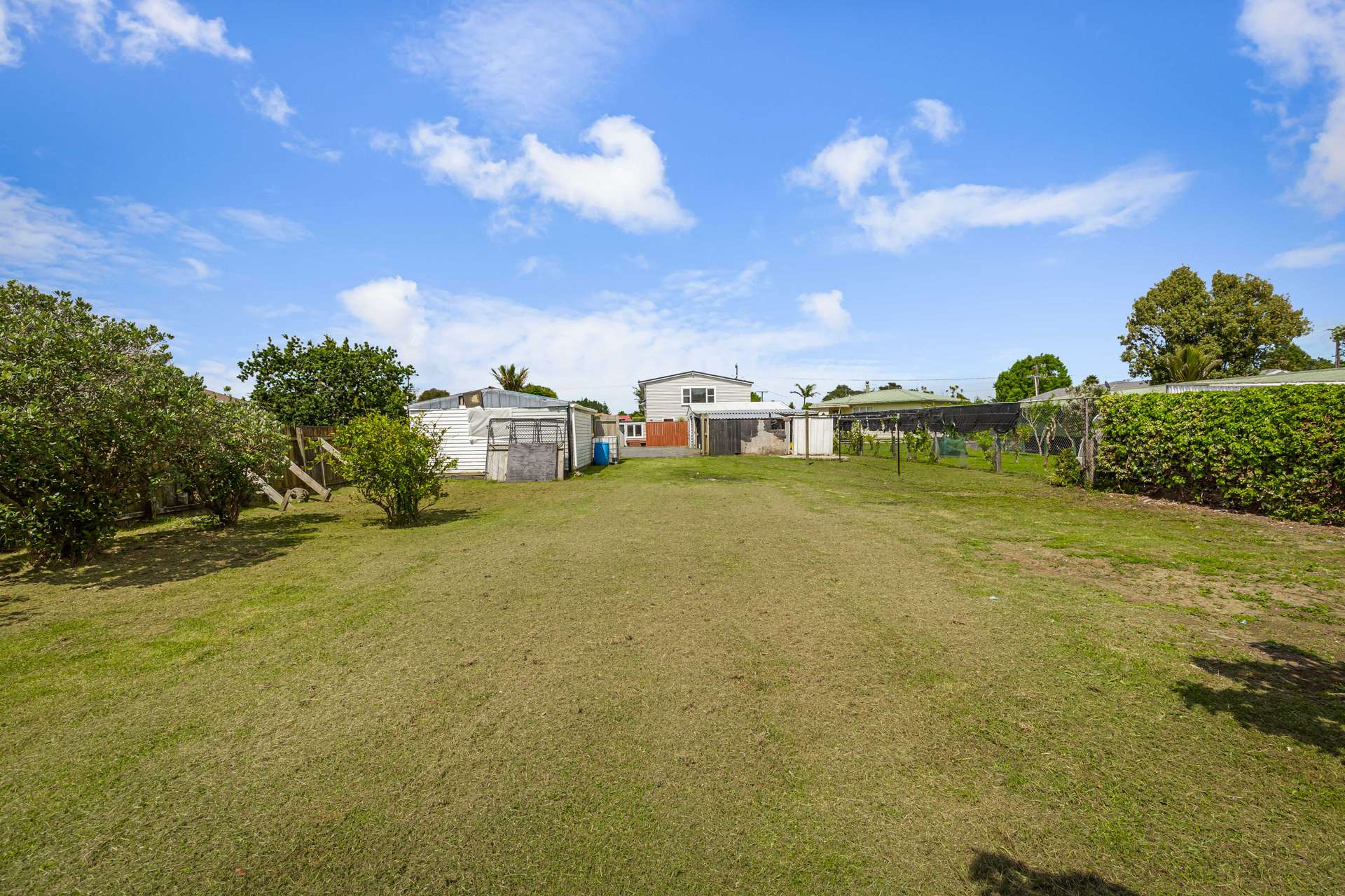 41 Parakai Avenue photo 1