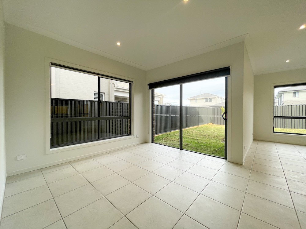 258 Eighth Avenue, Austral, NSW 2179