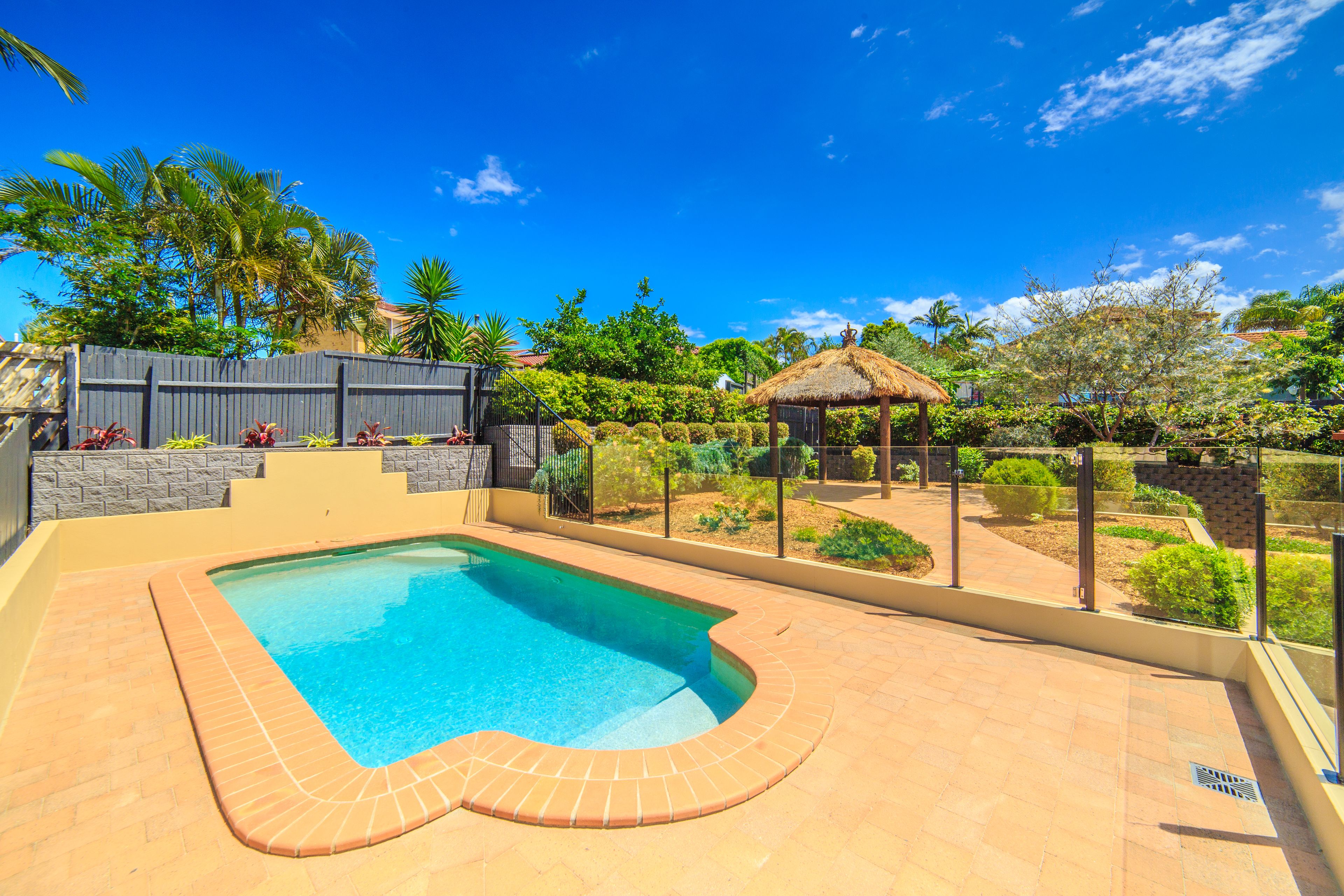 17 Masters Street, Arundel, QLD 4214