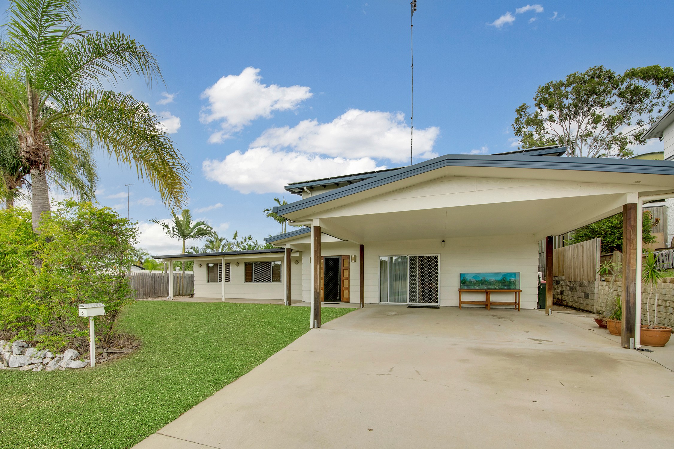 6 Barreenong Street, Glen Eden, QLD 4680
