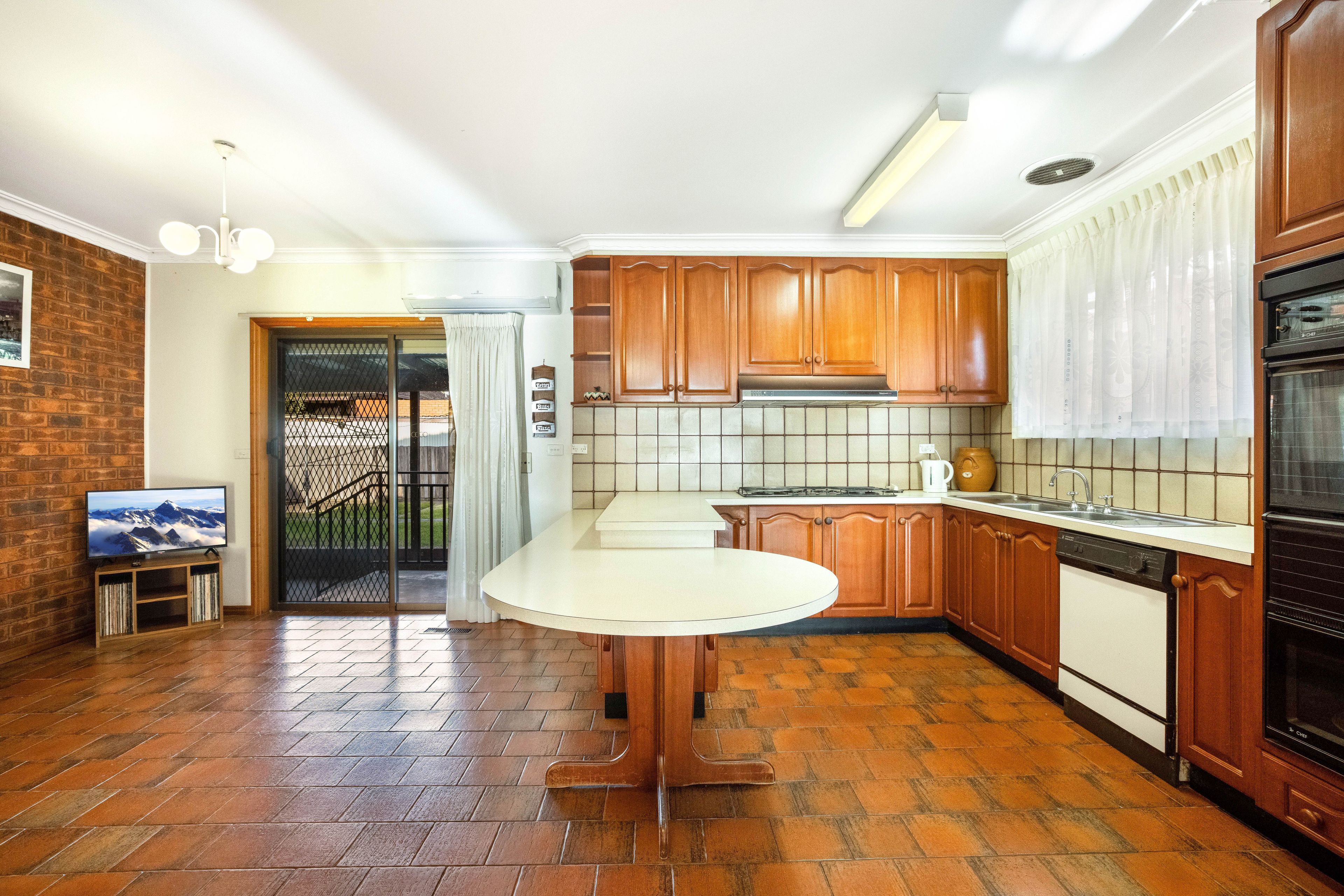 24 Harding Street, Thomastown, VIC 3074