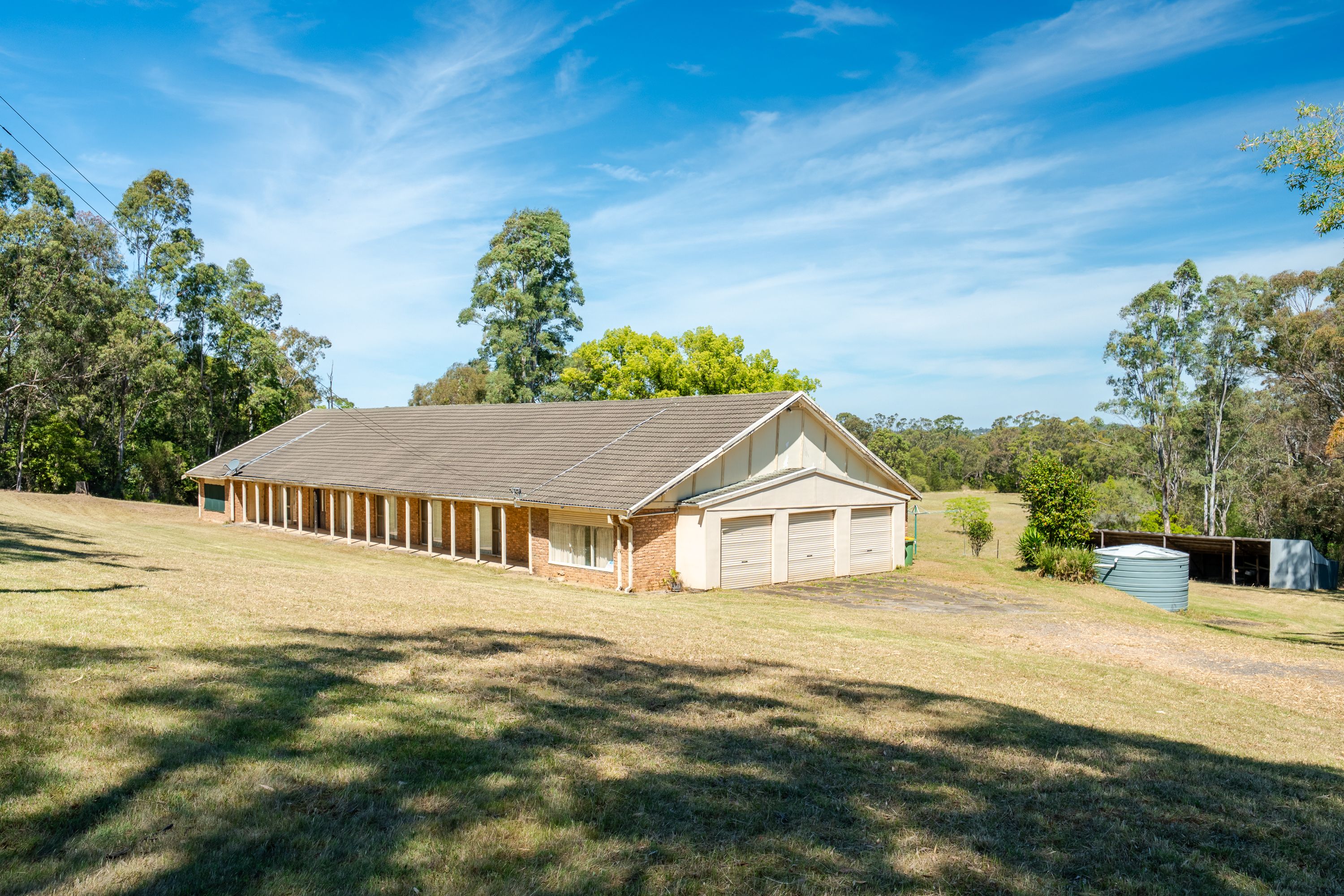422 East Kurrajong Road — photo 6 of 10
