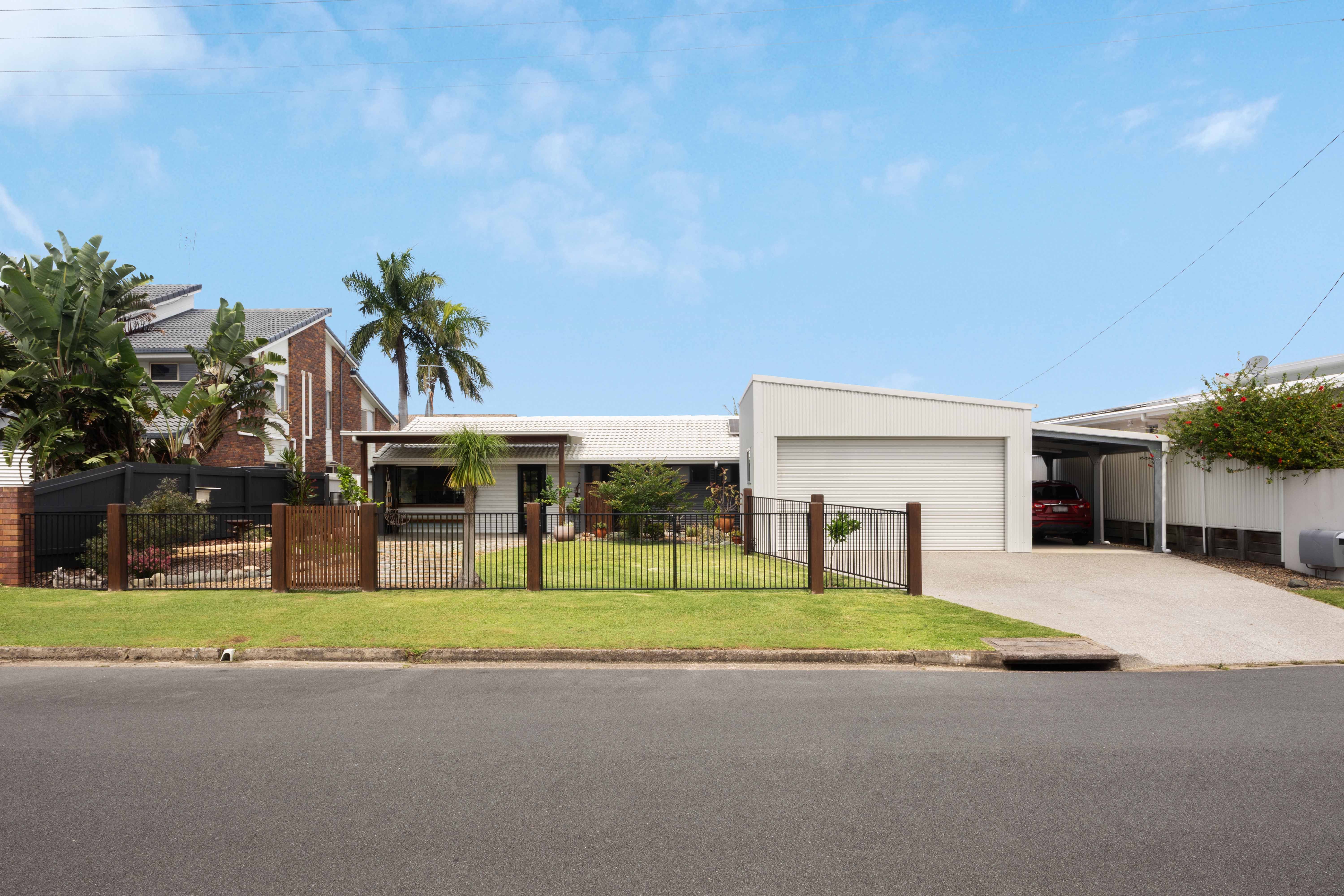 31 Schirrmann Drive — photo 3 of 21