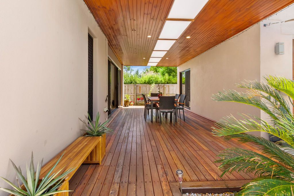2/13 Wynflo Street, Labrador, QLD 4215