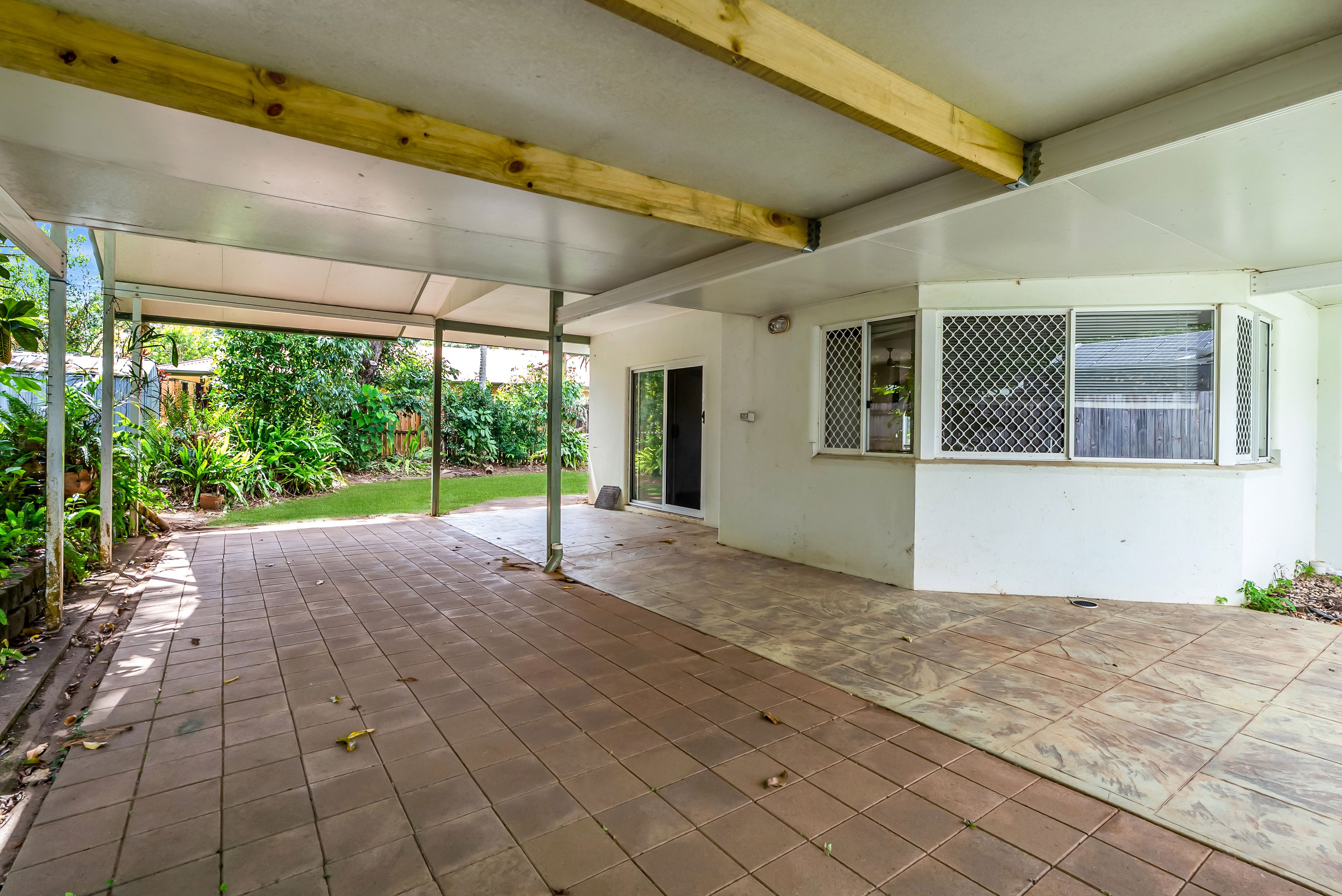 13 Compton Court — photo 17 of 18